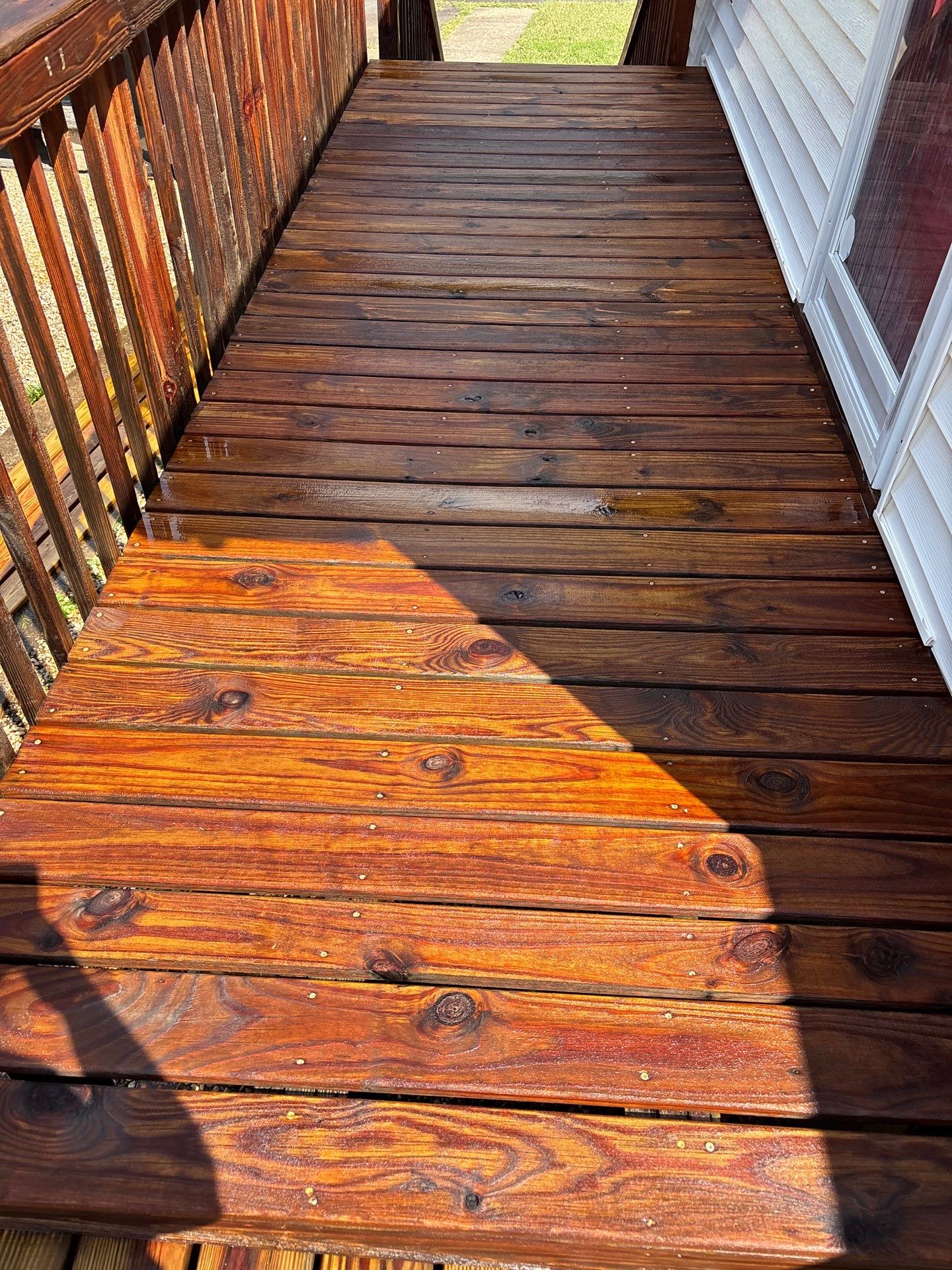 Wood Deck using Wood Sealant by DuraSeal