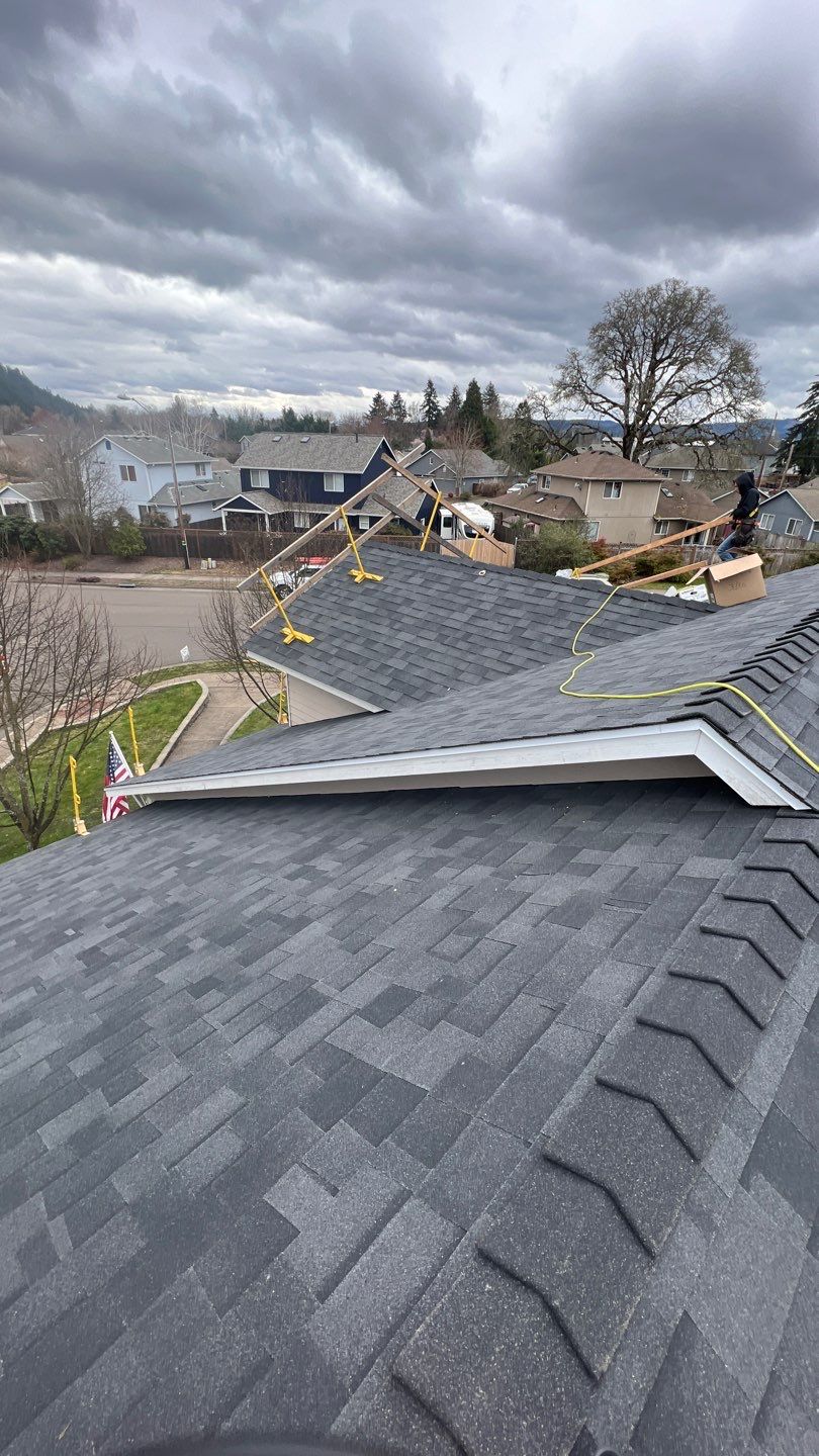 Residential Remodel using Malarkey Highlander by Orezona Building & Roofing Company, Inc.