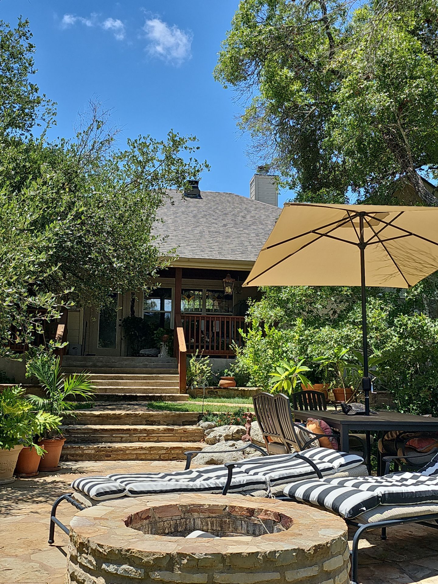 Residential Roofing Installation using IKO Dynasty Class 3 Driftshake by DeZign Roofing & Exteriors