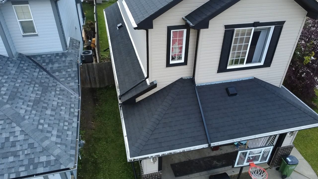 Kanji on Signature by 2thetop Roofing