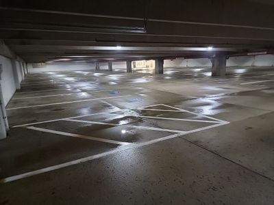 Downers Grove, Parking garage