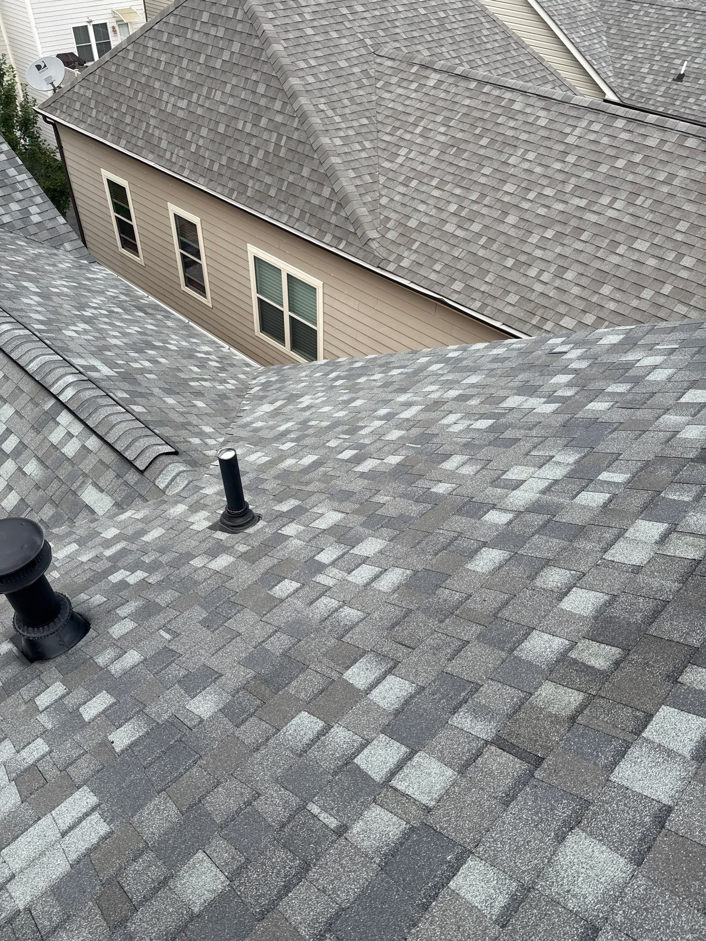 Ashburn: Residential Roof Replacement  with CertainTeed Landmark Pro in Max Def Georgetown Gray by RM Banning, Inc.