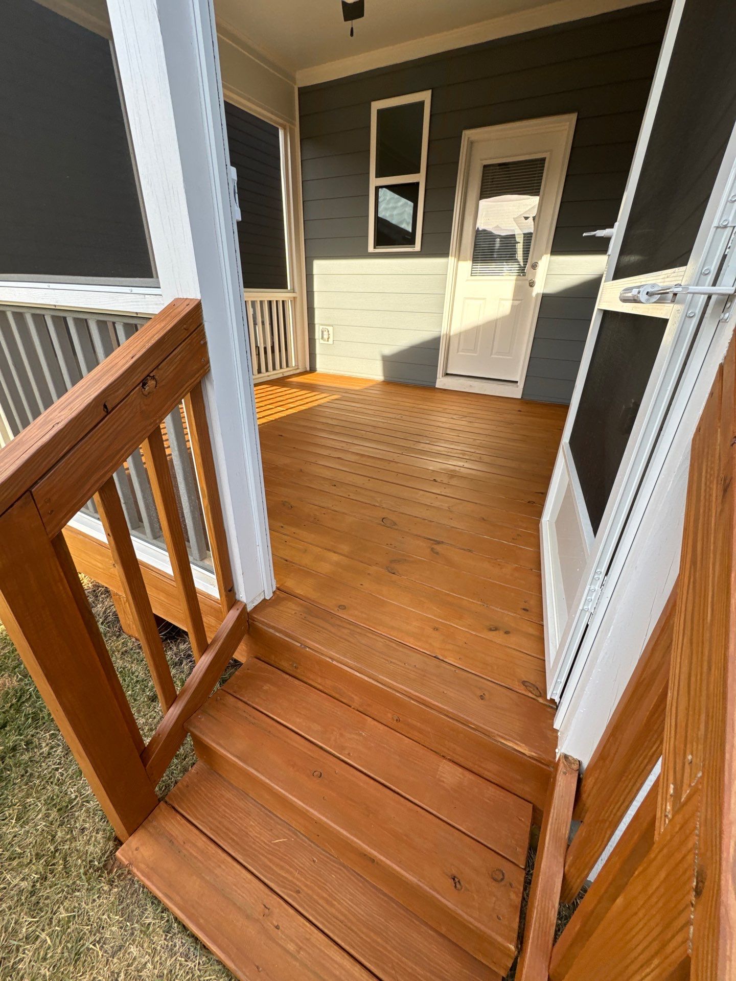 Deck using Wood Sealant and Stain by DuraSeal