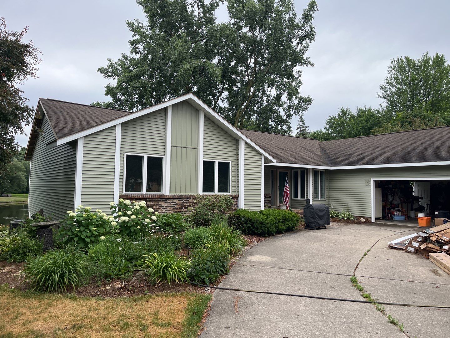 Siding On The Lake in Laingsburg by Acme Exteriors