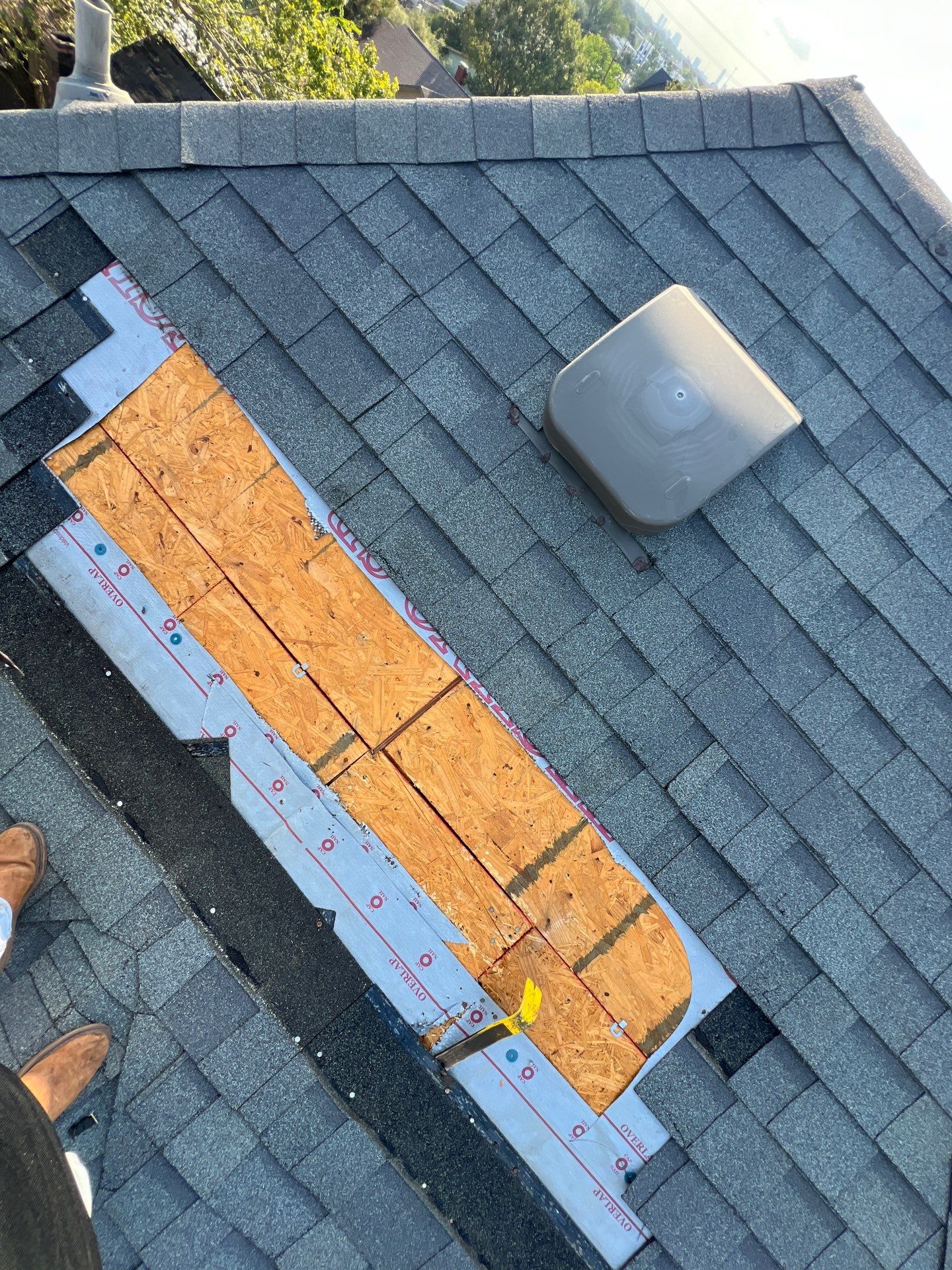Residential Roofing Repair using Owen's Corning Duration (Lifetime) Shingles by Roof Repair Company