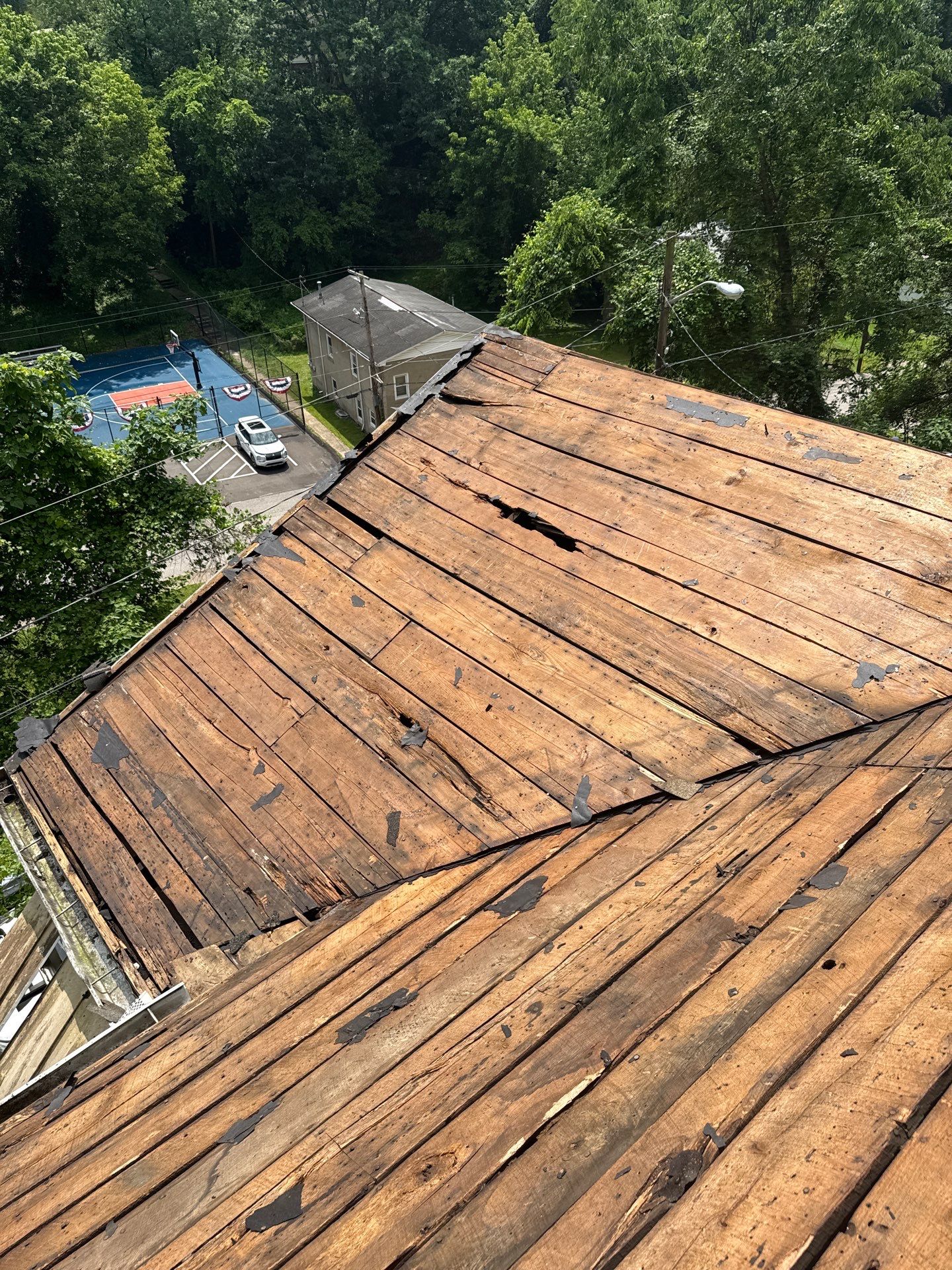 Residential Roofing Installation using GAF Timberline HDZ Barkwood by Rainstoppers Roofing