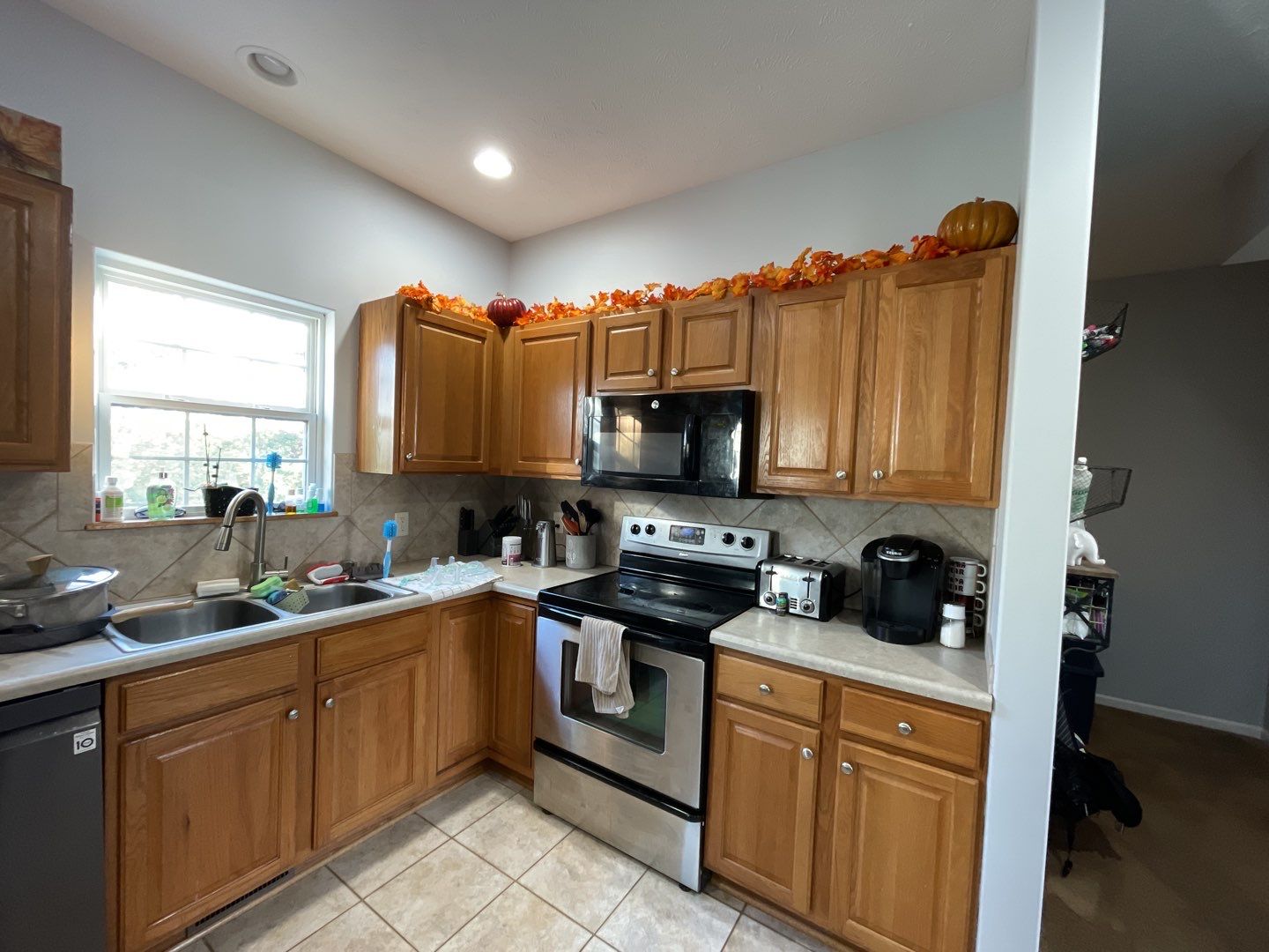 Kitchen Remodel using Sherwin Williams paint by Lightning Exteriors