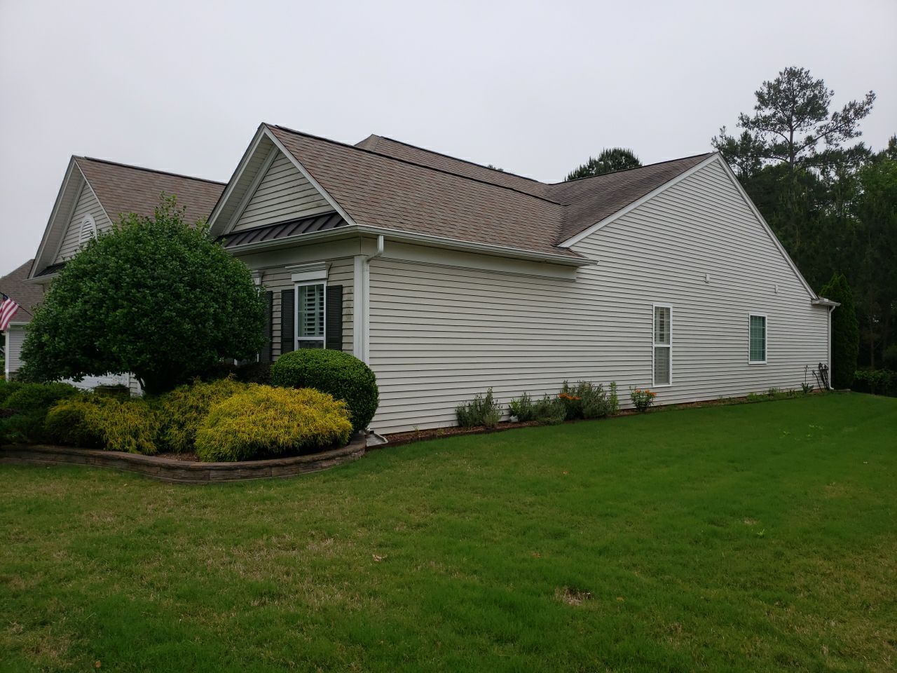 House Wash using cleaner by Power Wash Masters LLC