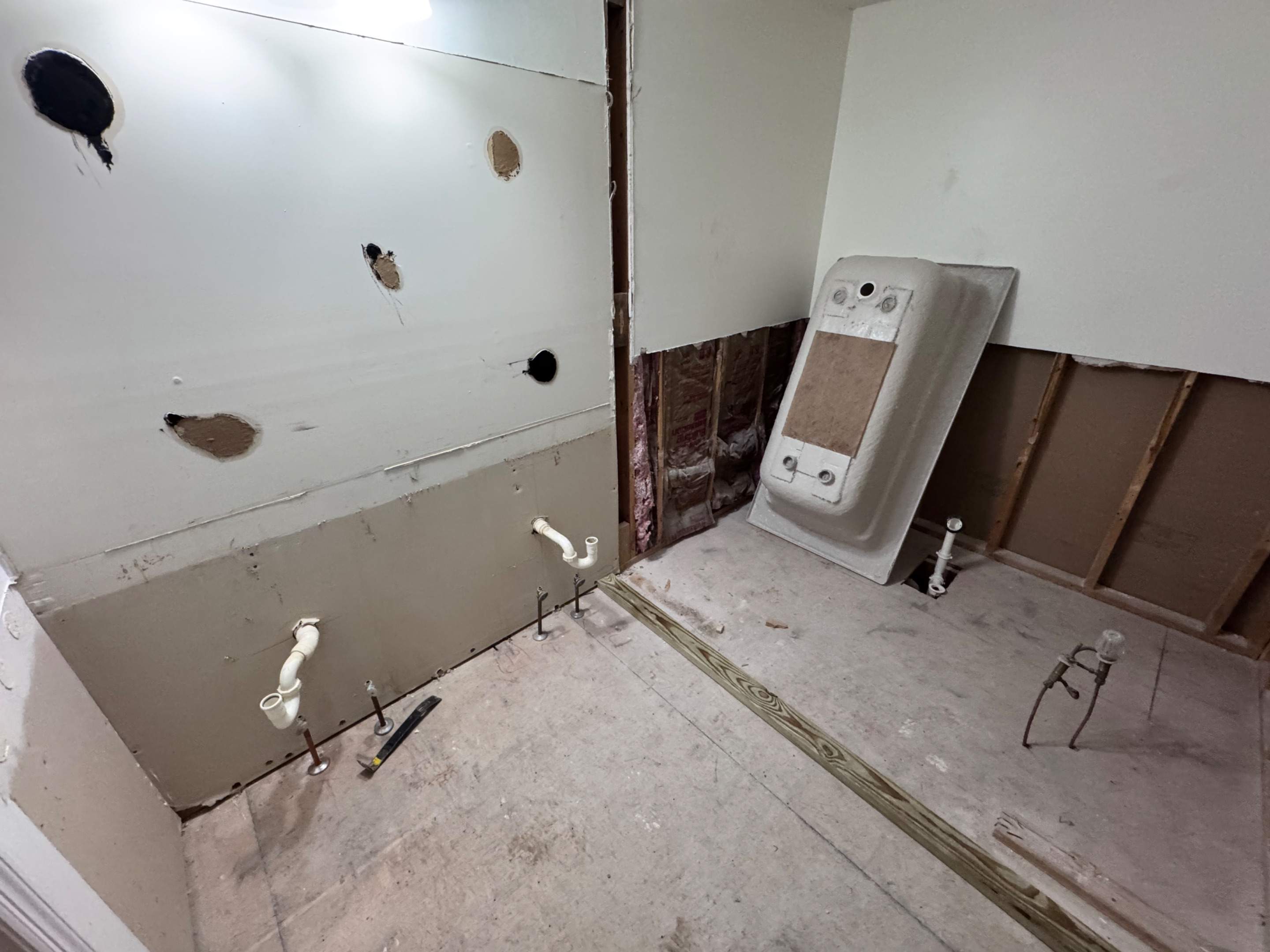 Master bathroom renovation by Prudencio