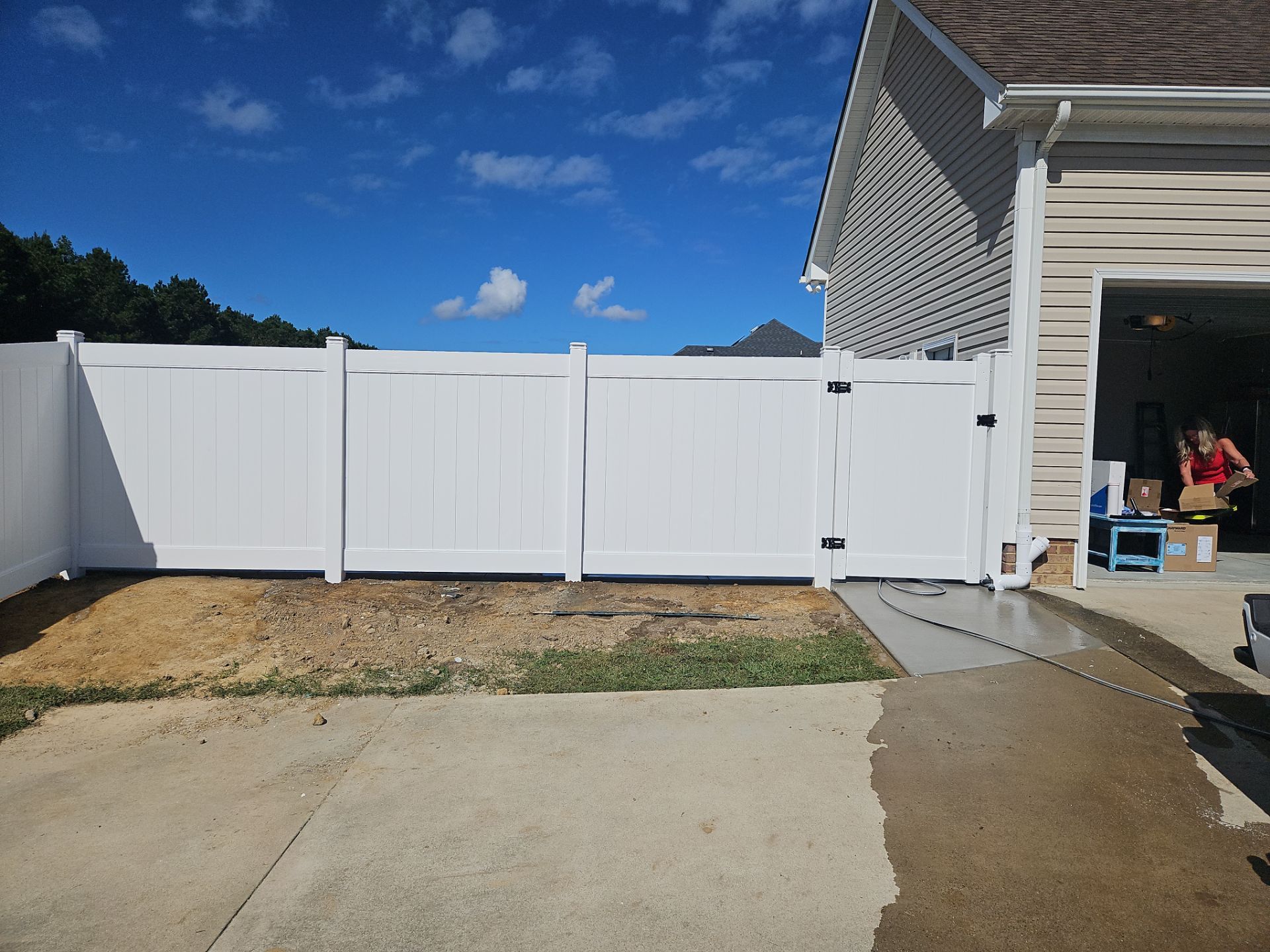 Clean Lines, Long Life by Tidewater Fence