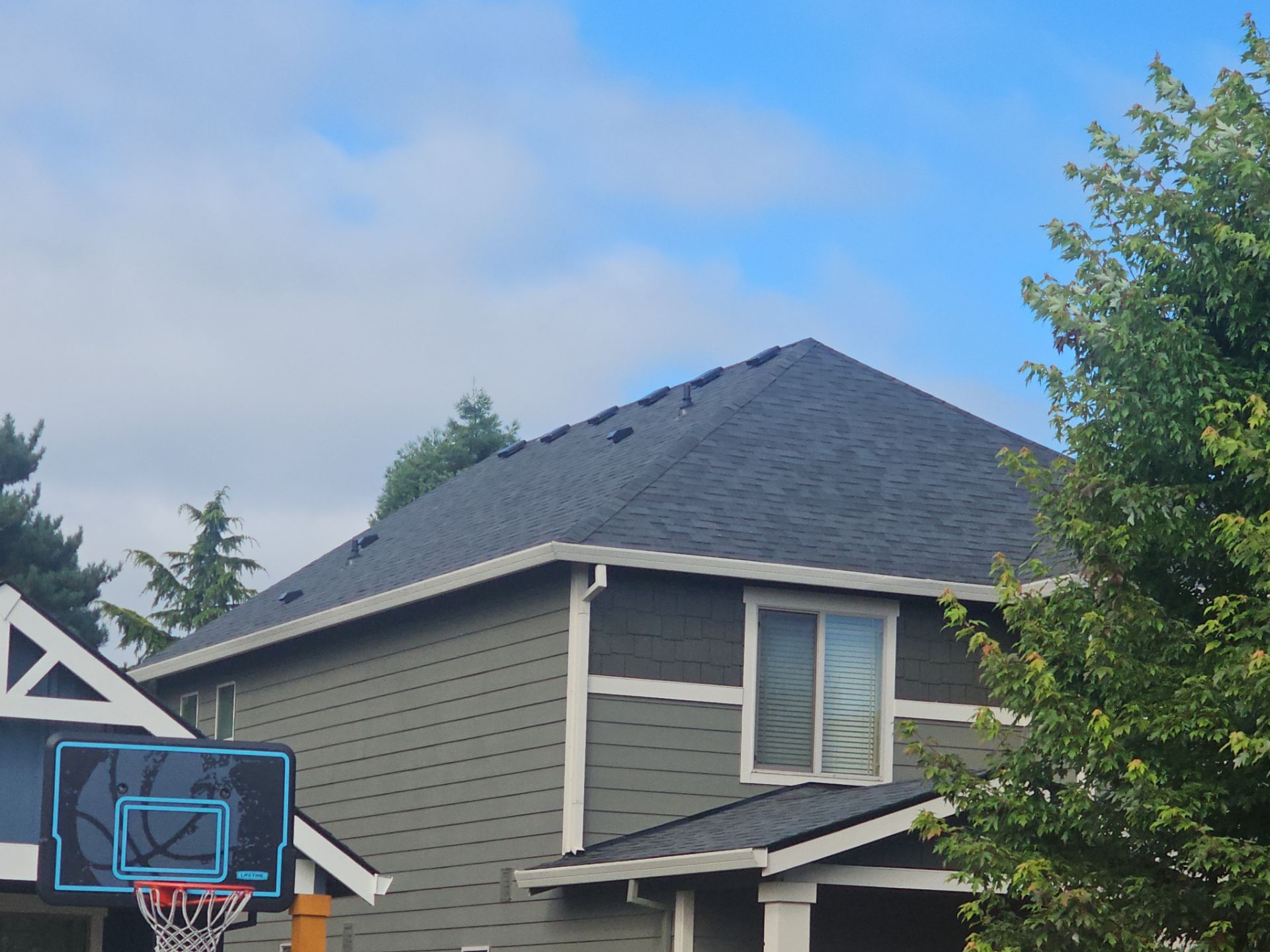 Project in Oregon City by Tom Leach Roofing