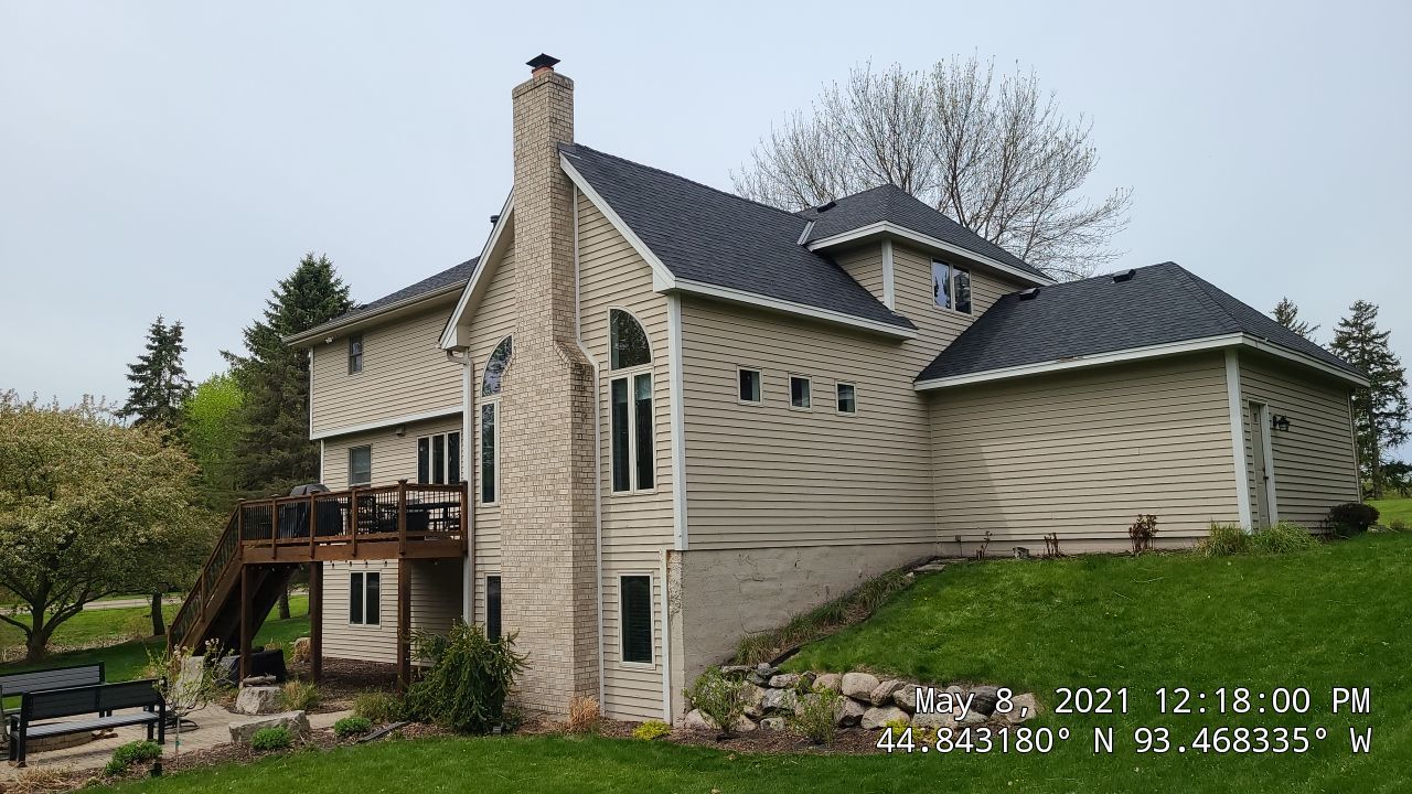 Eden Prairie, MN – Roof Replacement on Steep and High Roof by First Impressions Exteriors
