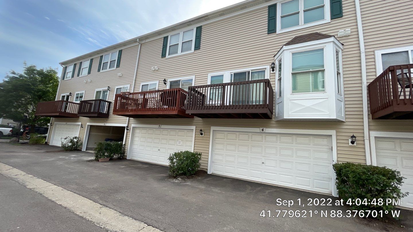 Court Yards of Orchard Valley Building 2411 by Affordable Roofing of America Inc.