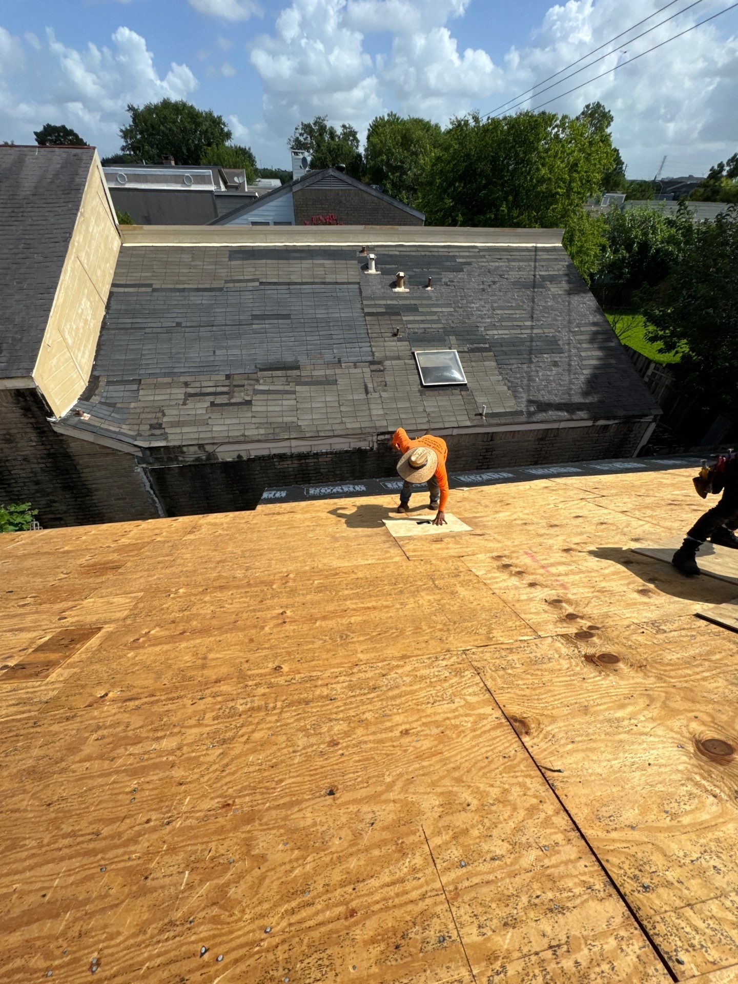 Roof Replacement Houston by Roof Repair Company