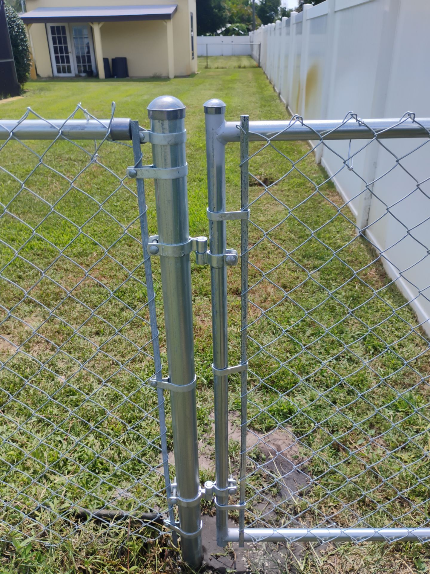 Residential Galvanized Chain Link Fence and Gate Installation in Venice by True Fence LLC