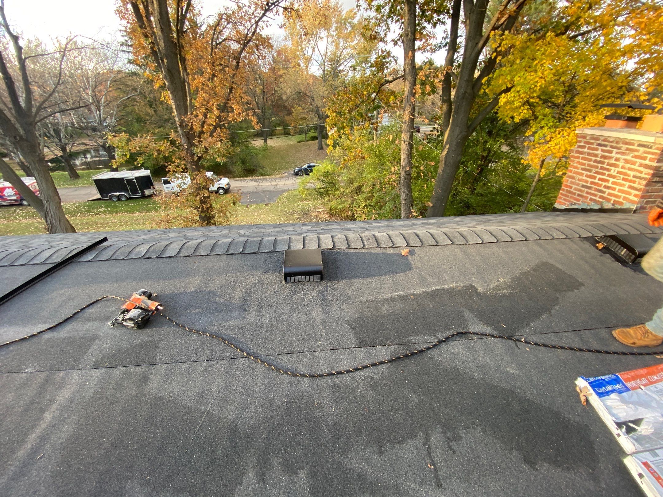 Roof Replacement using CertainTeed Landmark by 180 Contractors