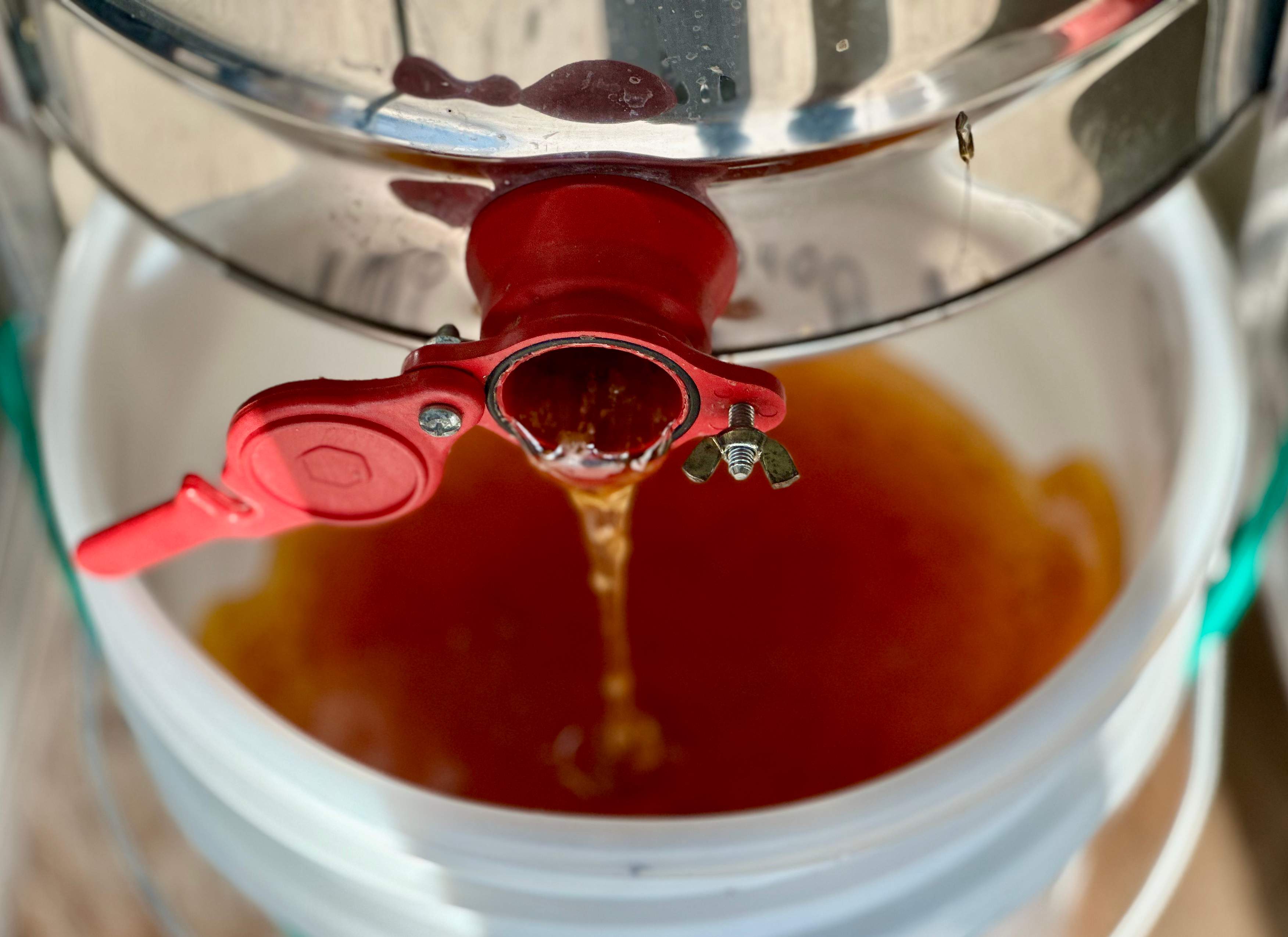 Rockwall Honey Bee Company HQ by Rockwall Honey Bee Company