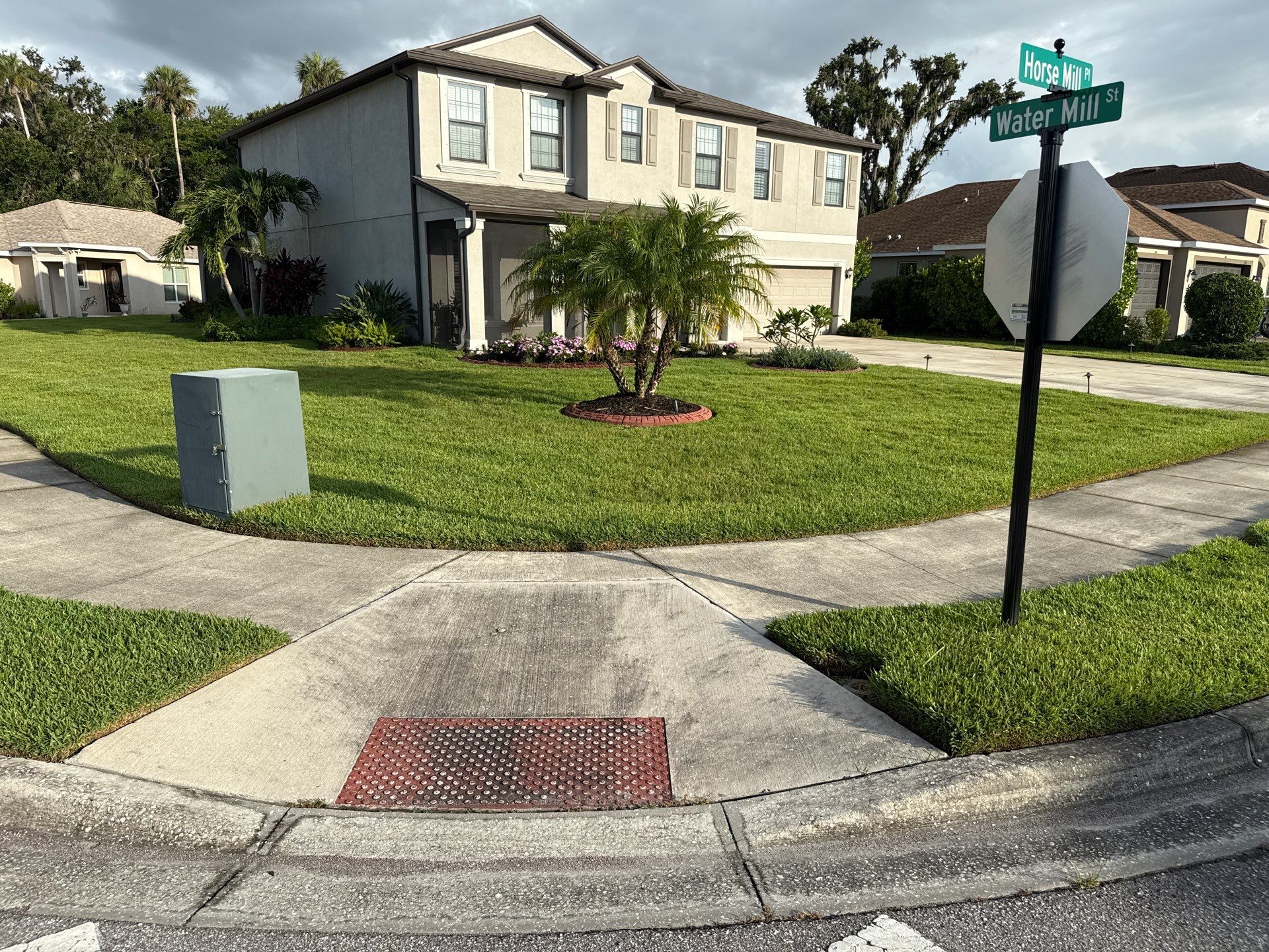 Large Corner Lot Concrete Cleaning in Old Mill Preserve – Palmetto, FL by Sunshine AquaWash