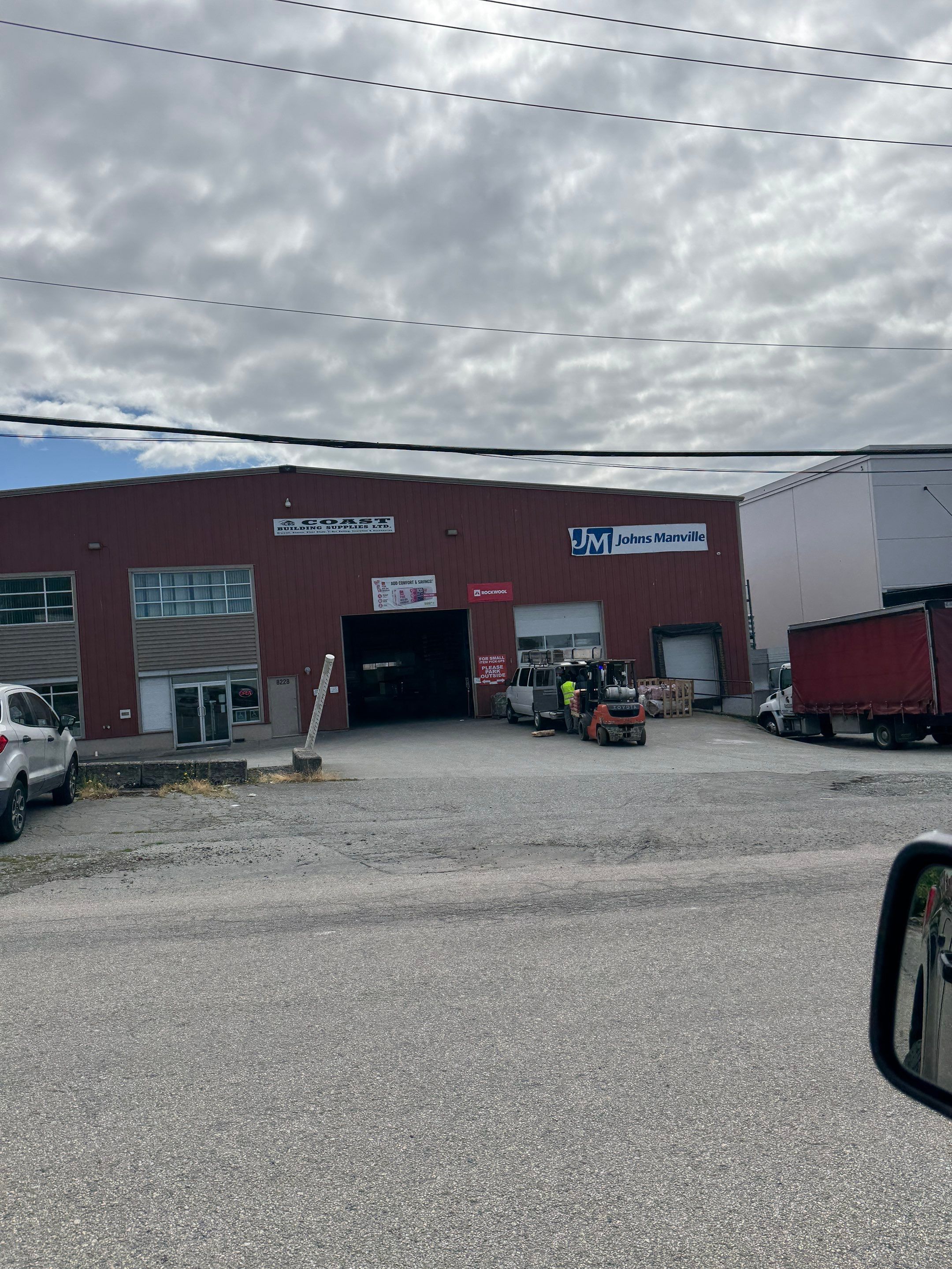 Moveout Repair - Sycamore-The Independent Tower by YVR Construction Group