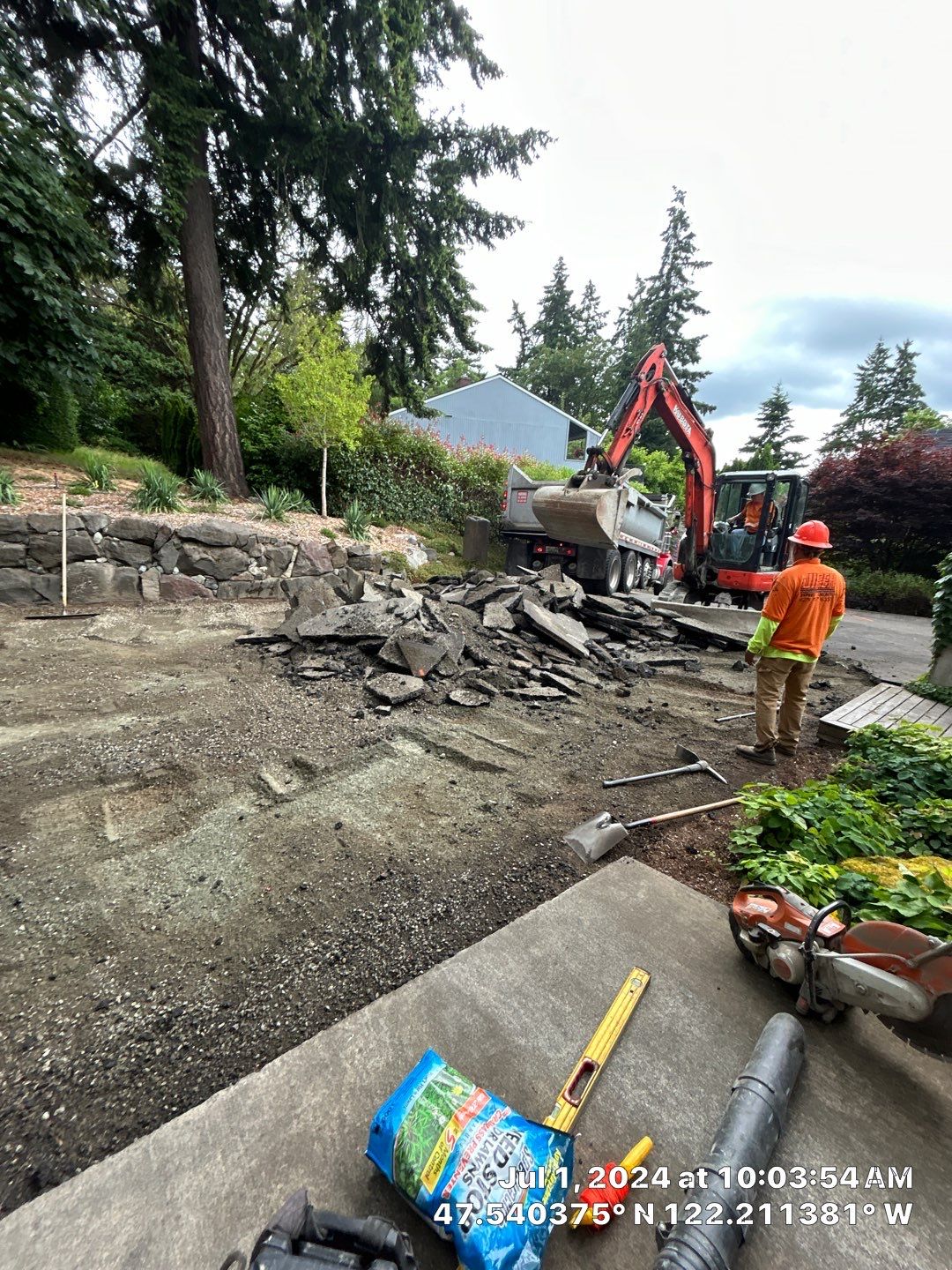 Jacquelyn | Asphalt Driveway by Jireh Asphalt & Concrete Inc 