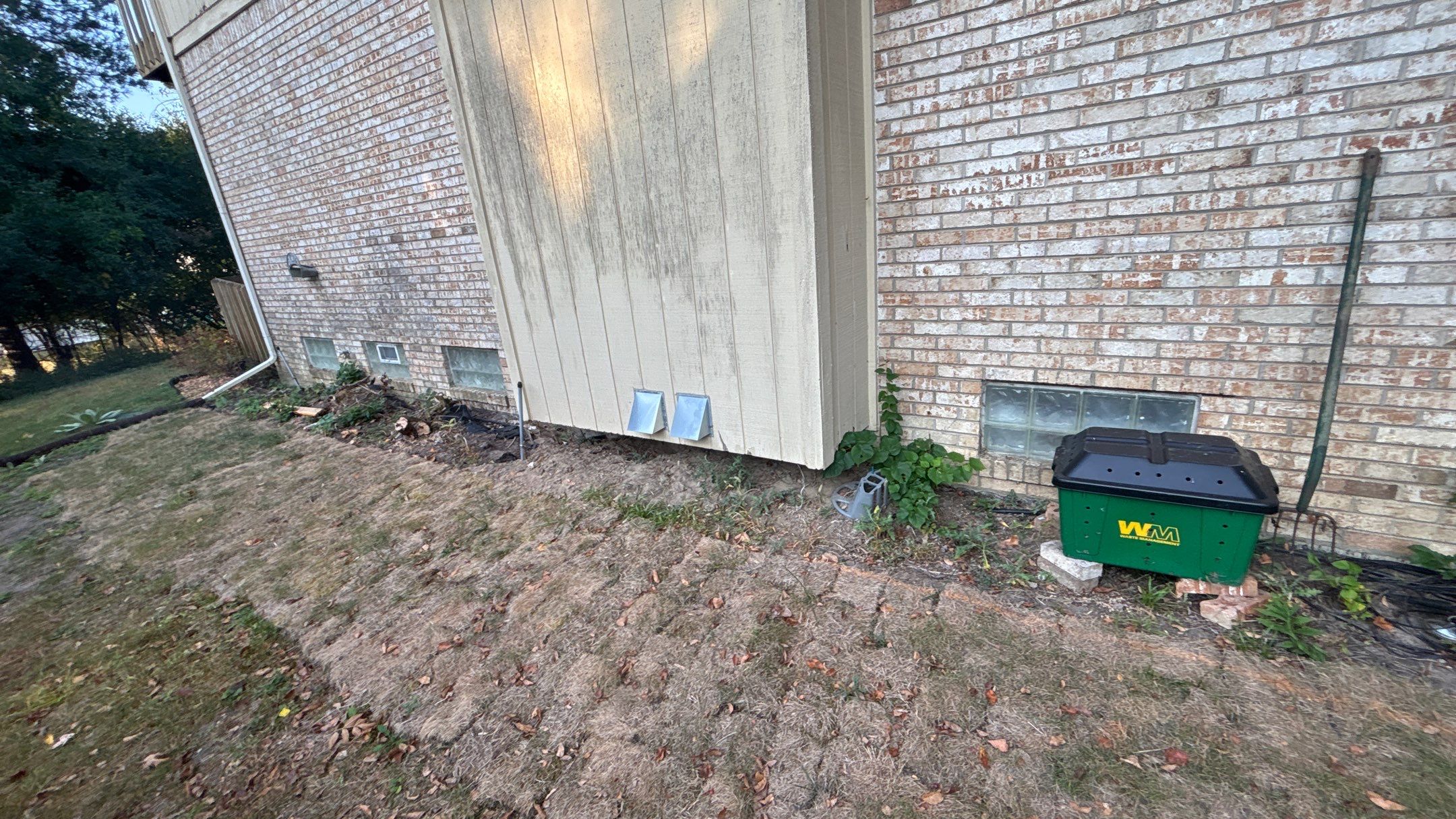 Siding Replacement using Alside S7 Cedar Mill Grain Cast Iron by 180 Contractors