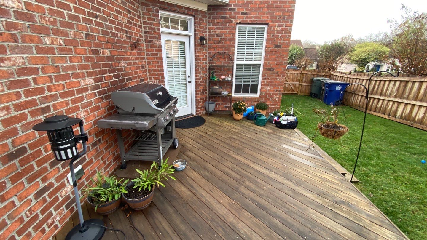 Coated Deck using Wood Sealant by DuraSeal