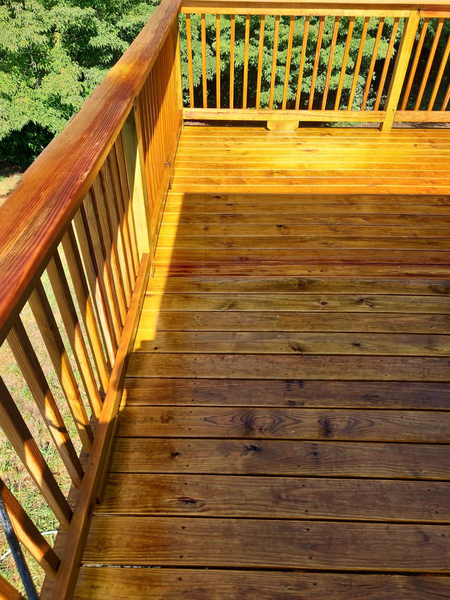 Deck using Wood Sealant by DuraSeal