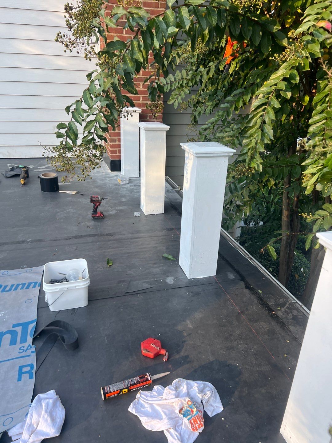 McLean - Residential Flat Roof Replacement with Carlisle Syntec EPDM by RM Banning, Inc.