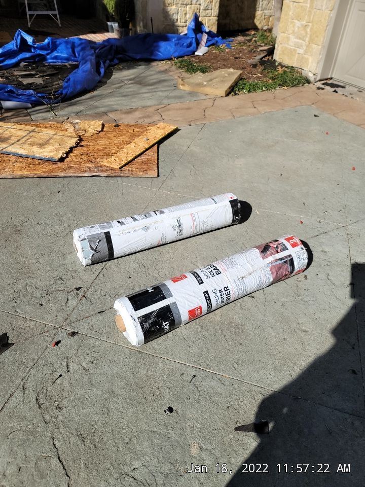 Insurance Claim Roof and Gutters using Owens Corning - Duration- Estate Gray -New Gutters - Exterior paint by Tex-Line Roofing