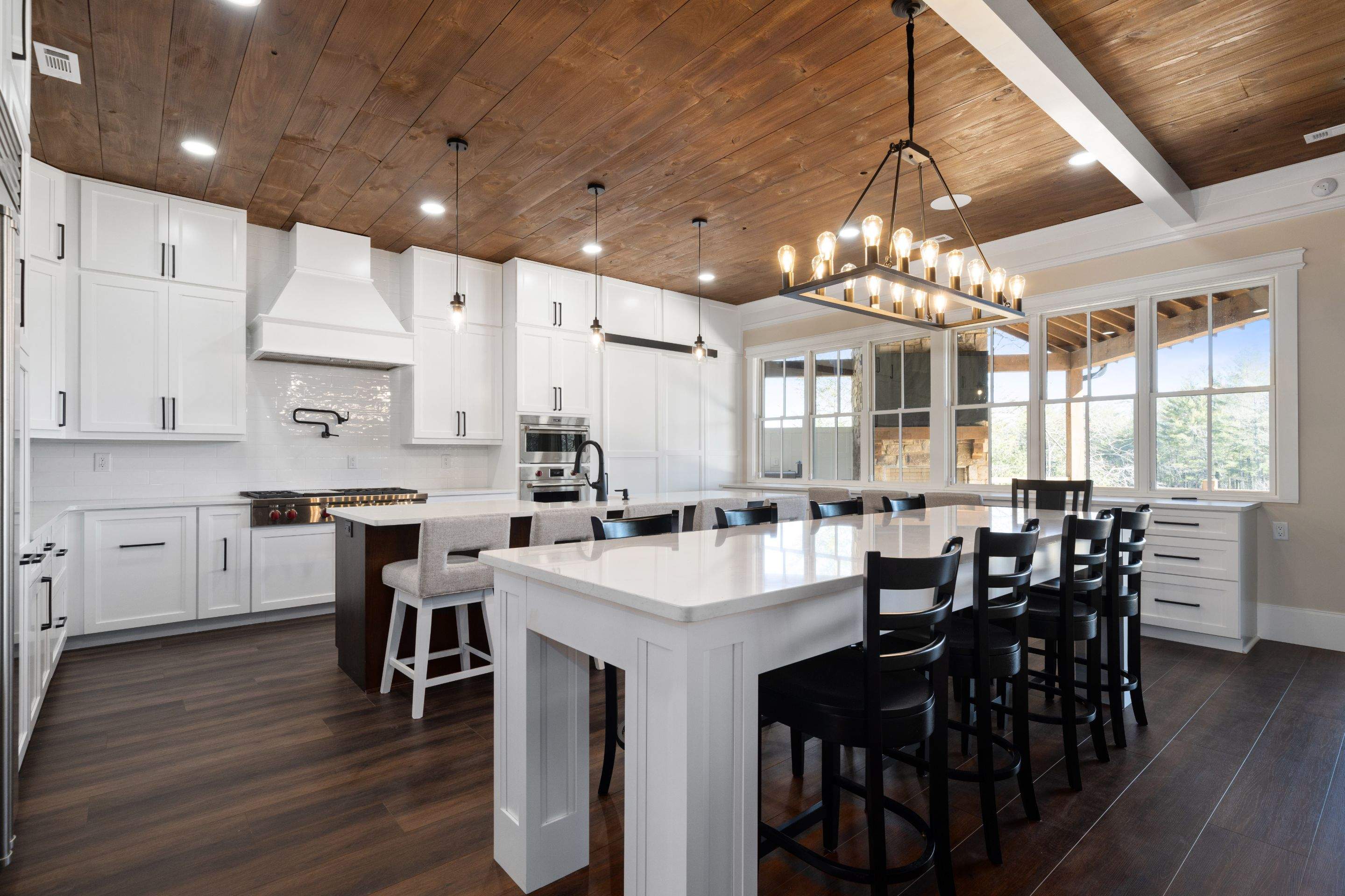 Lake front  by Clay to Custom Construction
