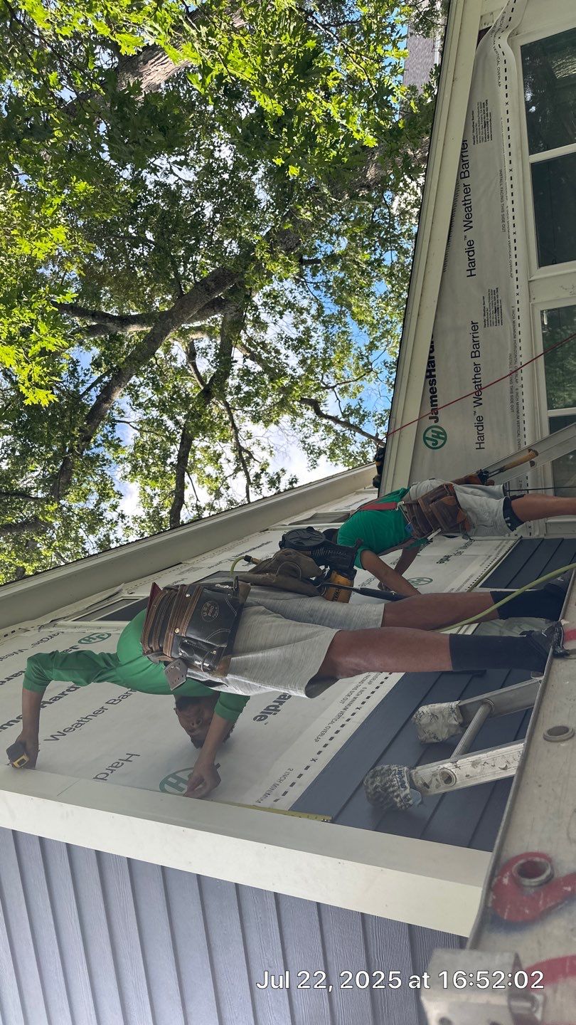 James Hardie Lap Siding Installation in Chelmsford, MA by Mighty Dog Roofing of Greater Middlesex County