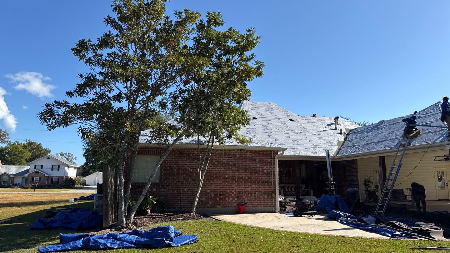 Atlas Pinnacle Pristine Weathered Shadow w Hi profile Ridge Cap by Top Team Roofing & Construction