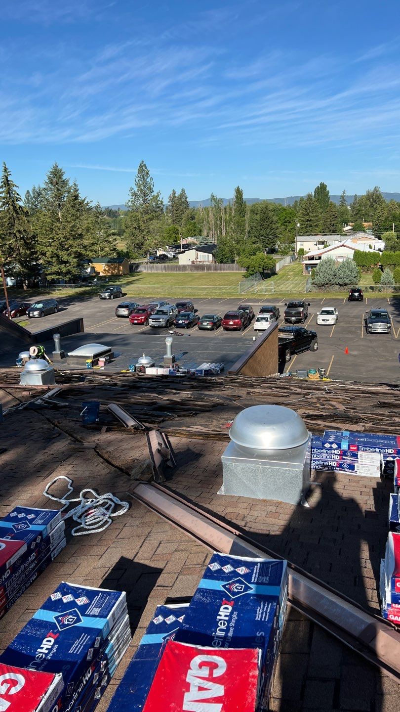 GAF Timberline HDZ - Charcoal by Montana Roofing Solutions