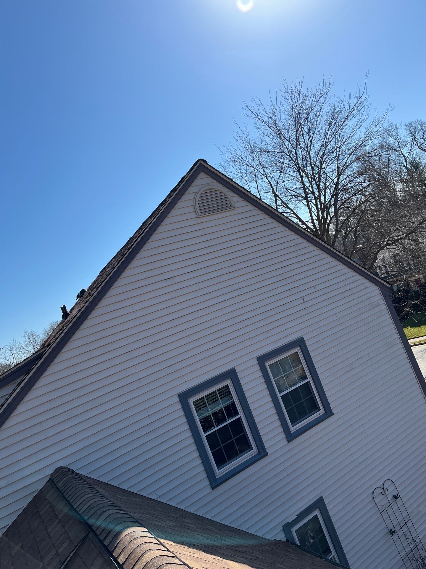 Springfield CertainTeed Landmark in Resawn Shake by RM Banning, Inc.