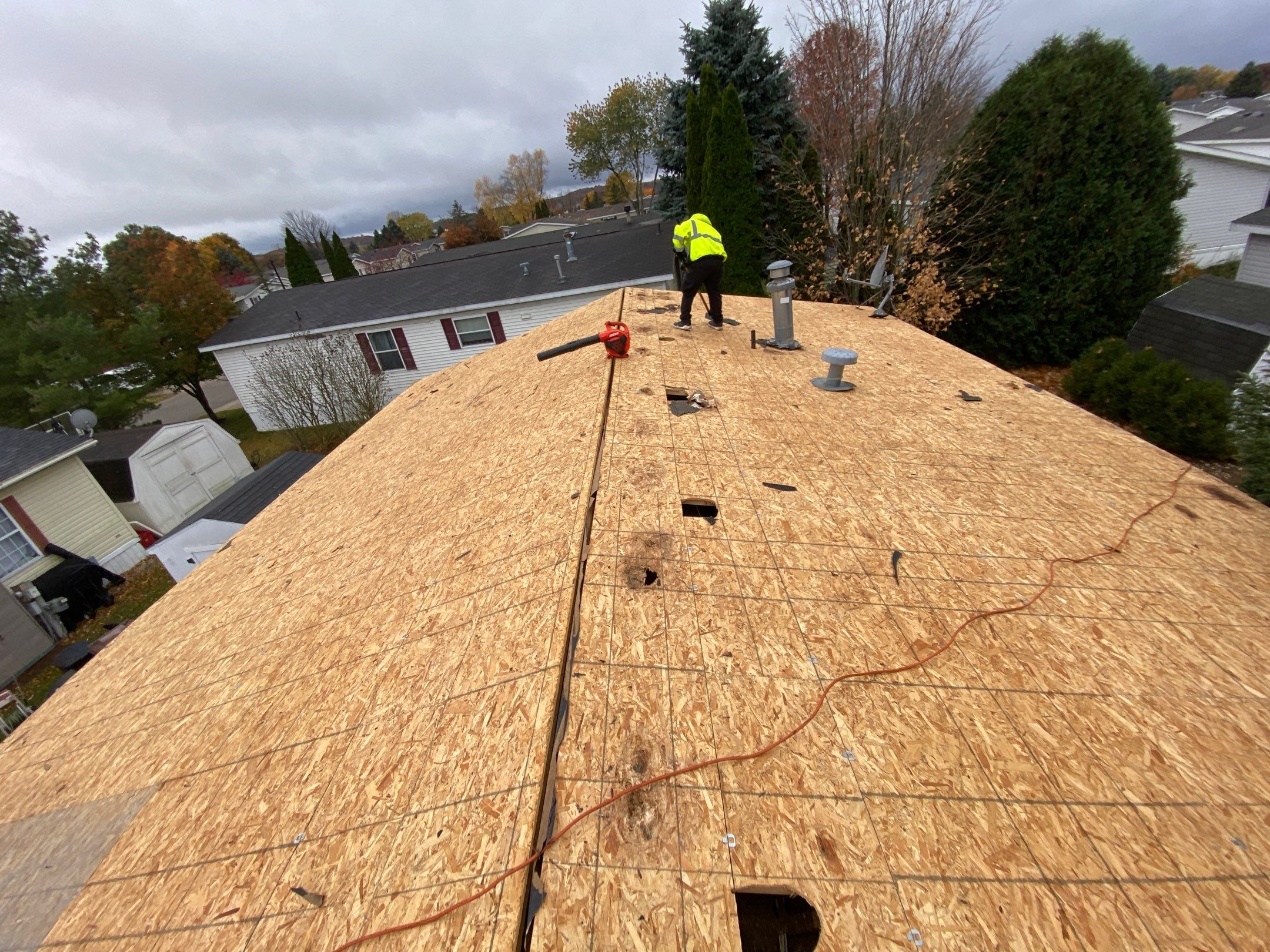 Roof Replacement using CertainTeed Landmark by 180 Contractors