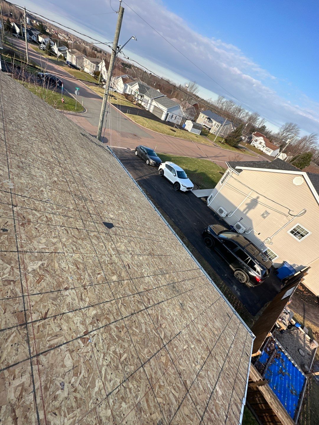 Residential Roofing Installation using Asphalt GAF HDZ  by Artisan Roofing & Home Improvements Inc.