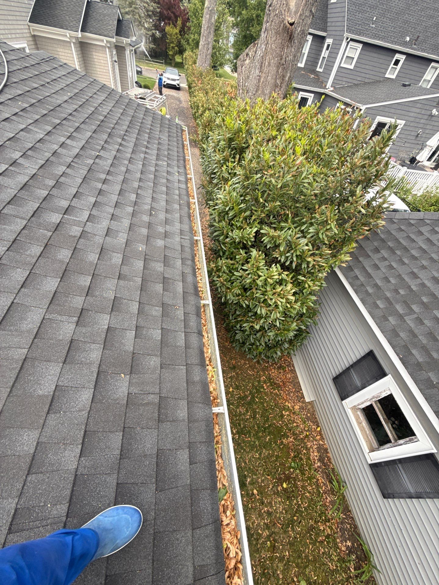 Gutter Cleaning in Fair Haven, NJ by Clearview Washing