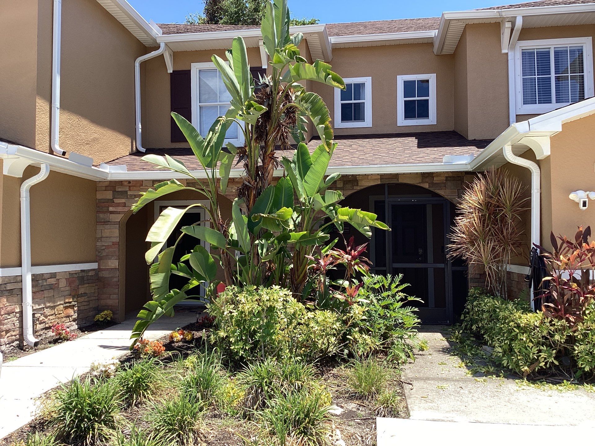 Downspout Installation for Maximum Efficiency in North Fort Myers FL by Gutter Professors
