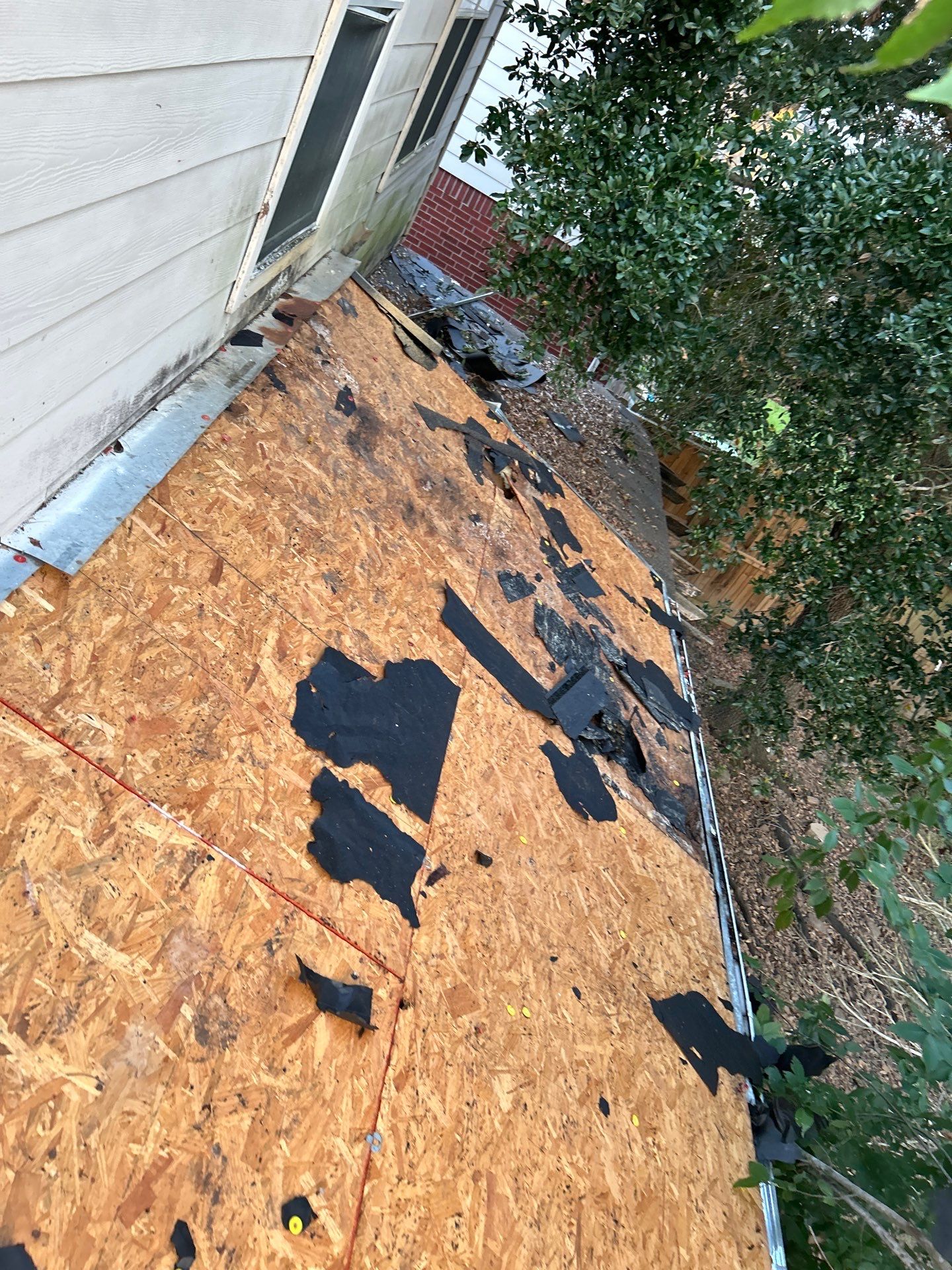Residential Roofing Installation using Owen's Corning Duration (Lifetime) Shingles by Roof Repair Company