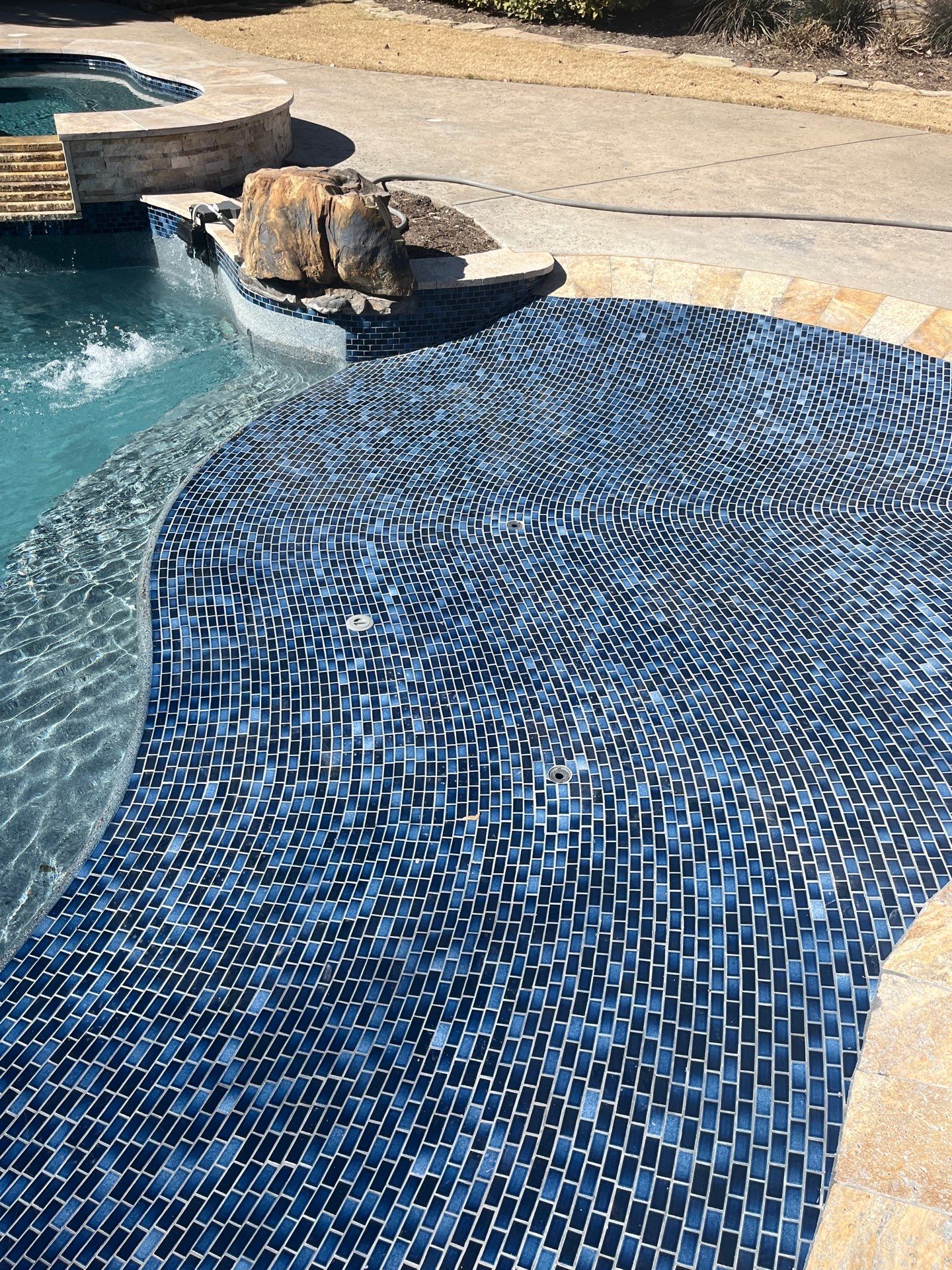 Large Freeform Remodel by Pinnacle Pools and Spas - DFW