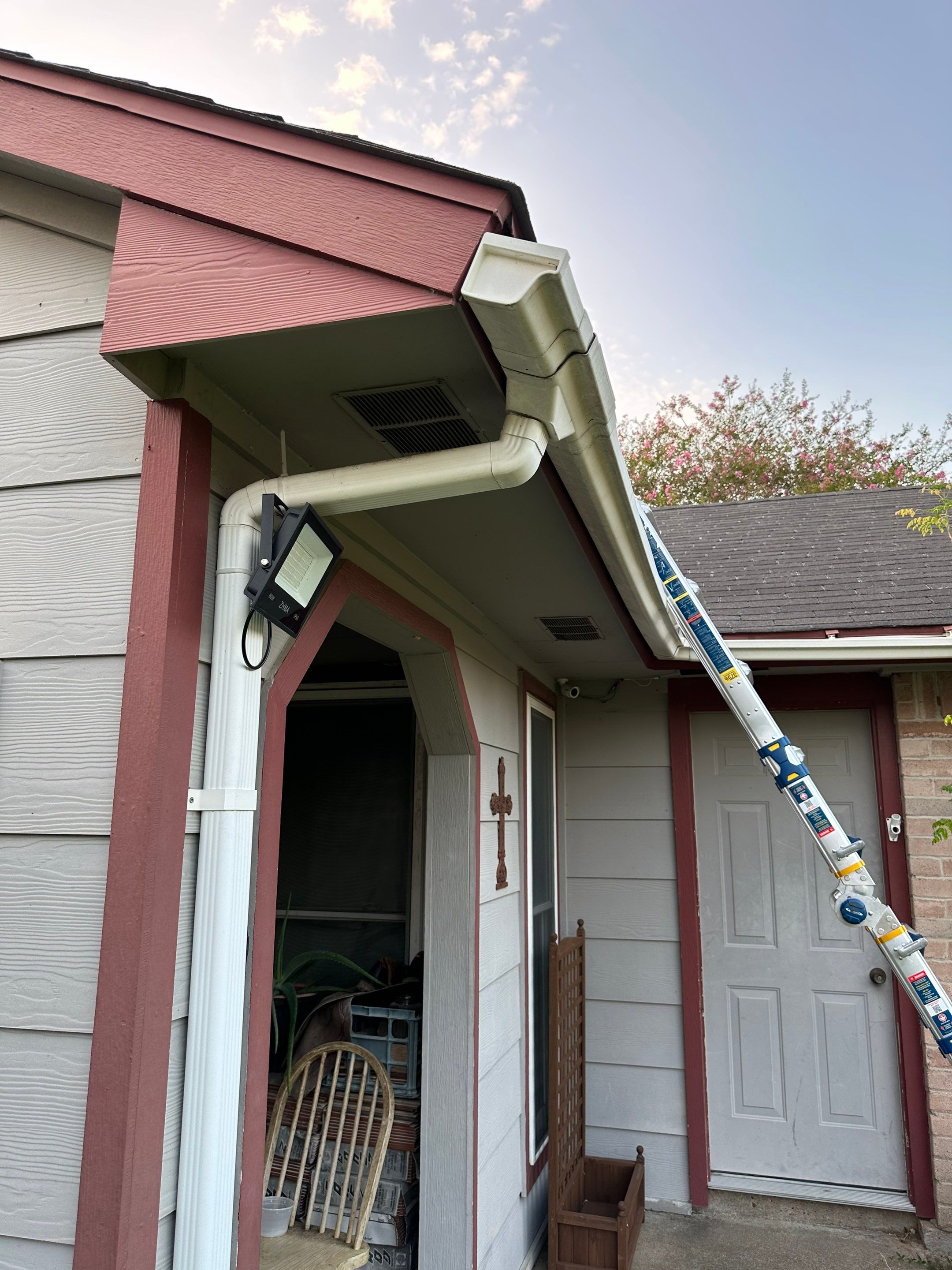 Residential Roofing Installation using Owen's Corning Duration (Lifetime) Shingles by Roof Repair Company