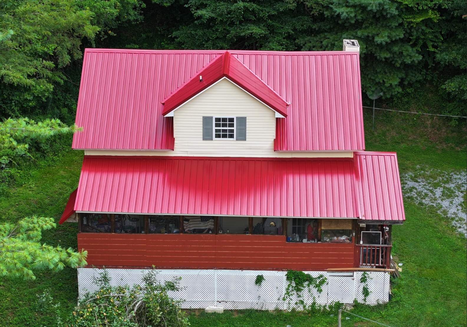 OMNIA Roofing featured photo.