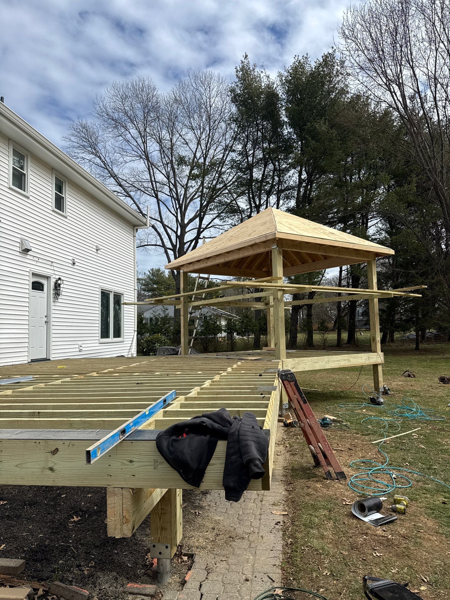 New Deck in Holmdel, New Jersey by deck guardian