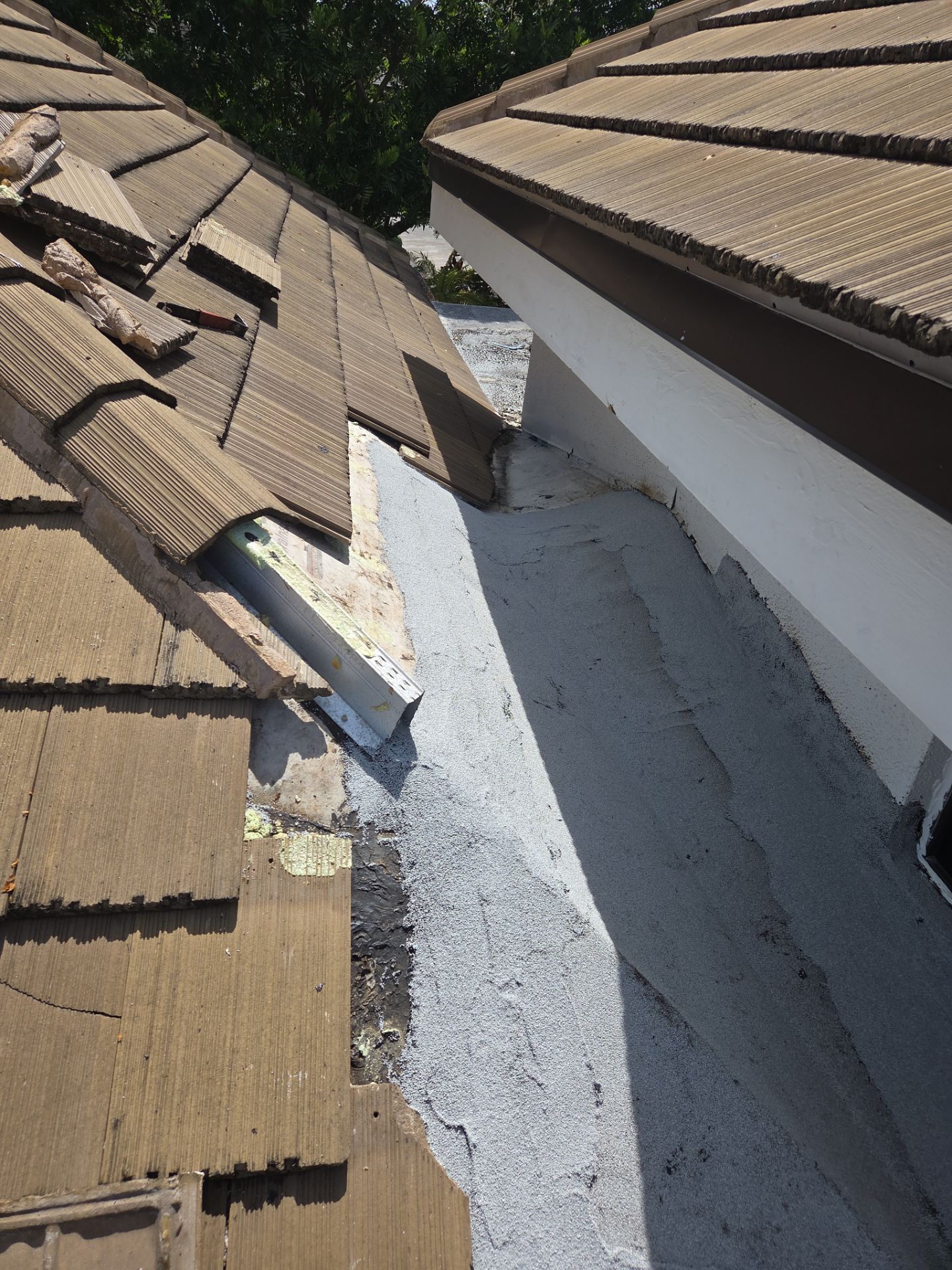 Flat Roof Restoration and Silicone Coating in Boca Raton by Aastro Roofing