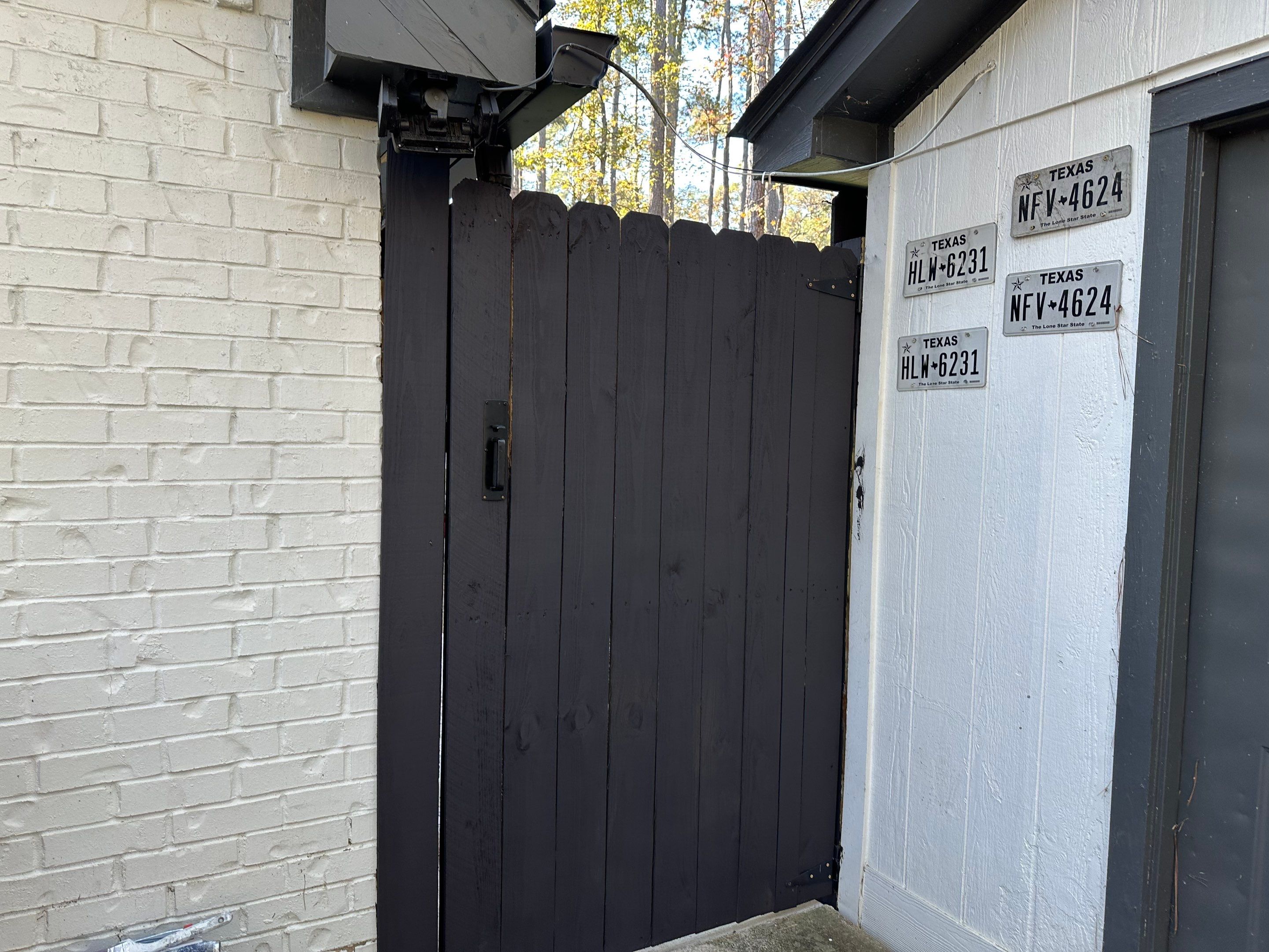 Hide-a-way Lake, Tx. Fence Staining and Interior Work by Quality Coats Painting