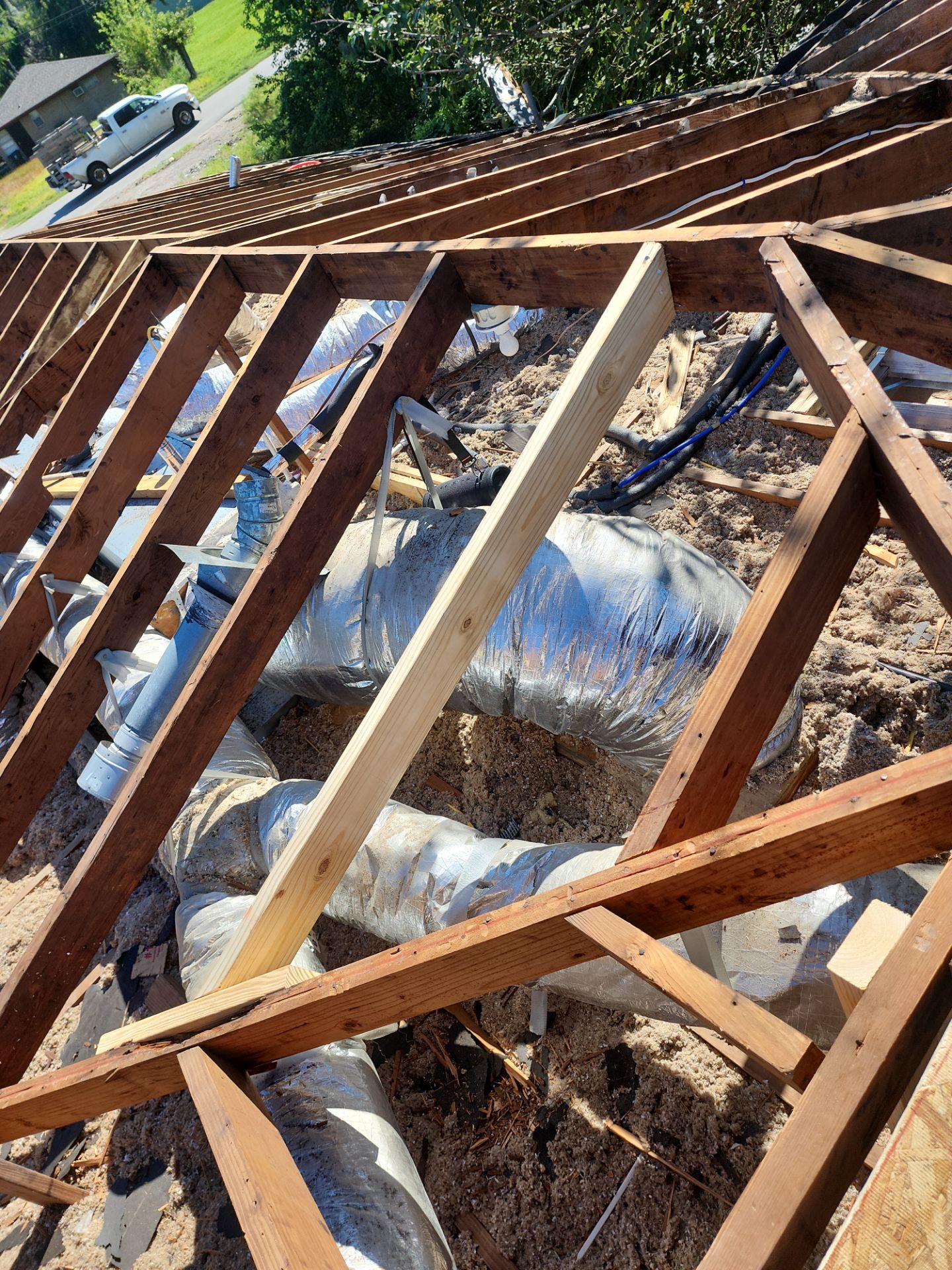 Residential Roofing Installation using Owen's Corning Duration (Lifetime) Shingles by Roof Repair Company