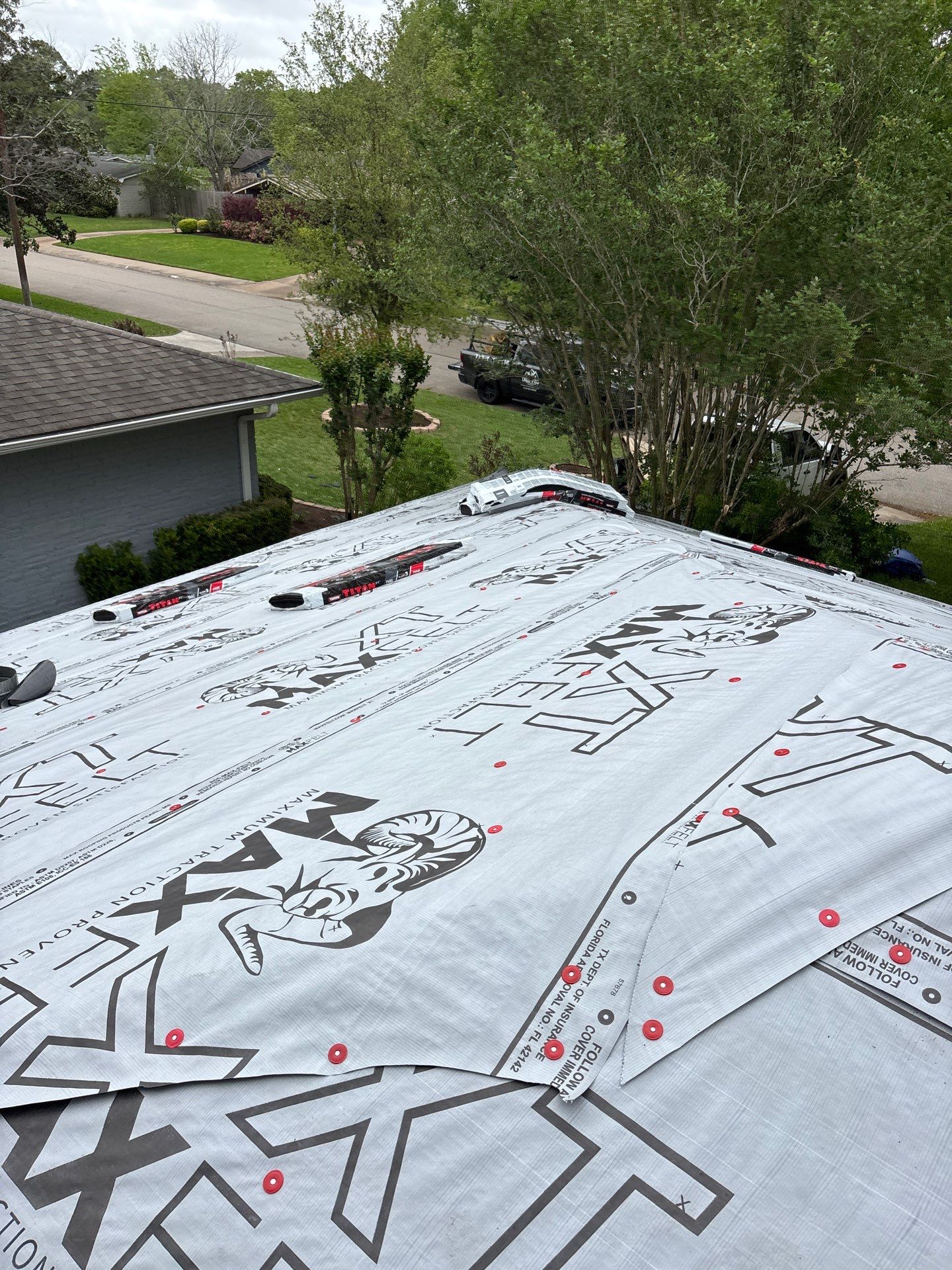 Roof Replacement Houston by Roof Repair Company