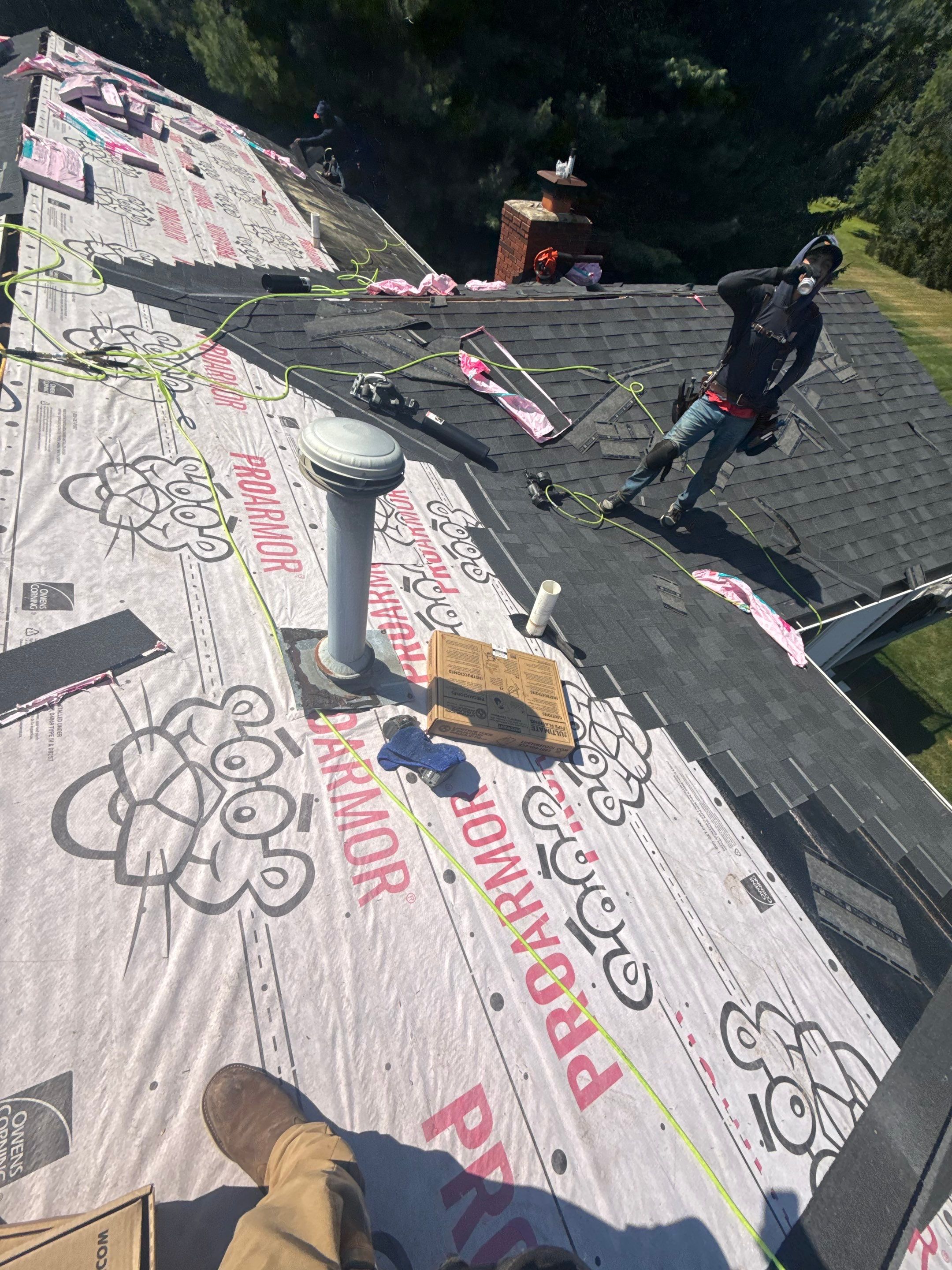 Roof Replacement using Owens Corning Onyx Black by 180 Contractors