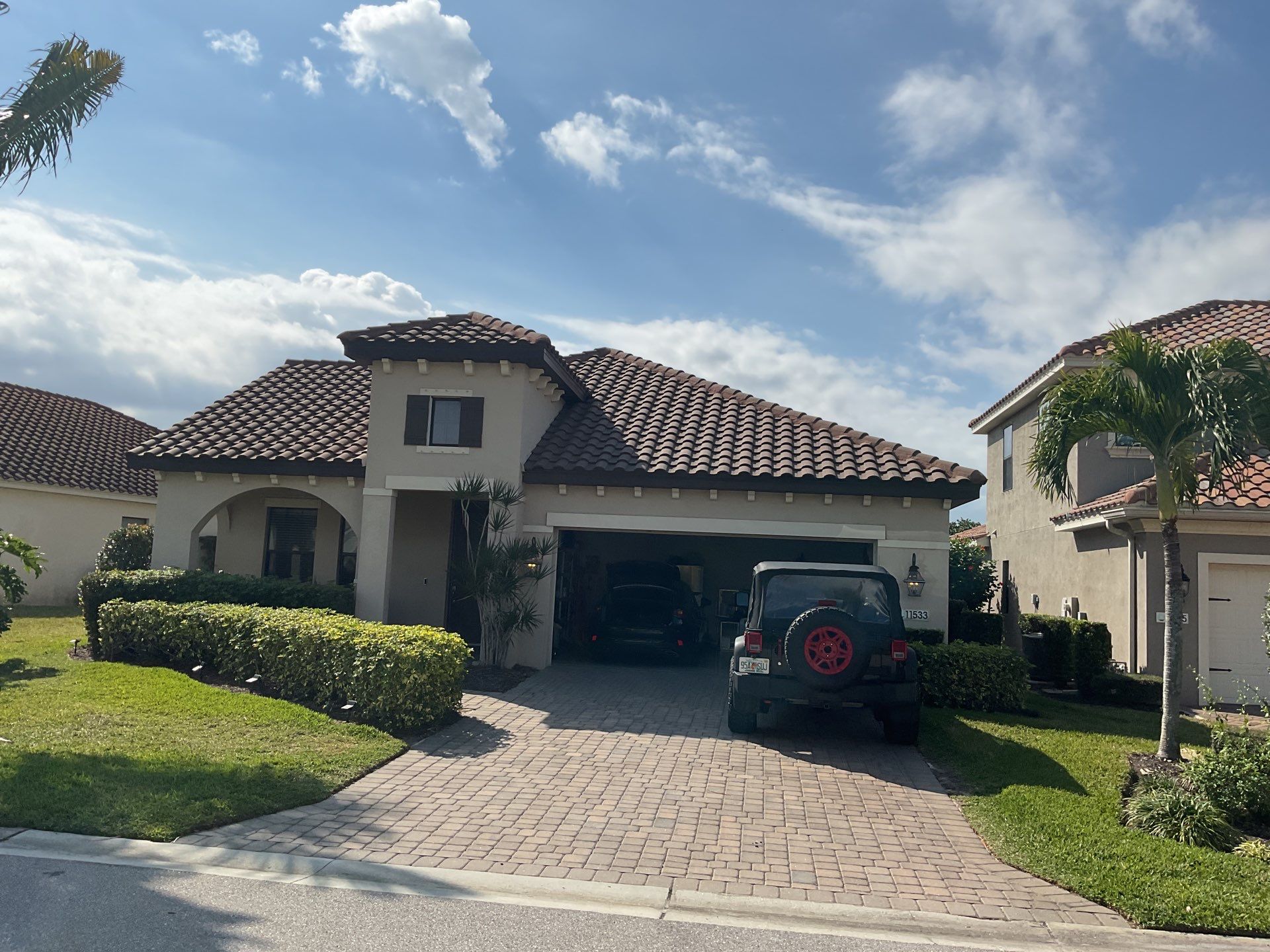 Bronze 7-Inch Seamless Gutters in Fort Myers FL by Gutter Professor by Gutter Professors