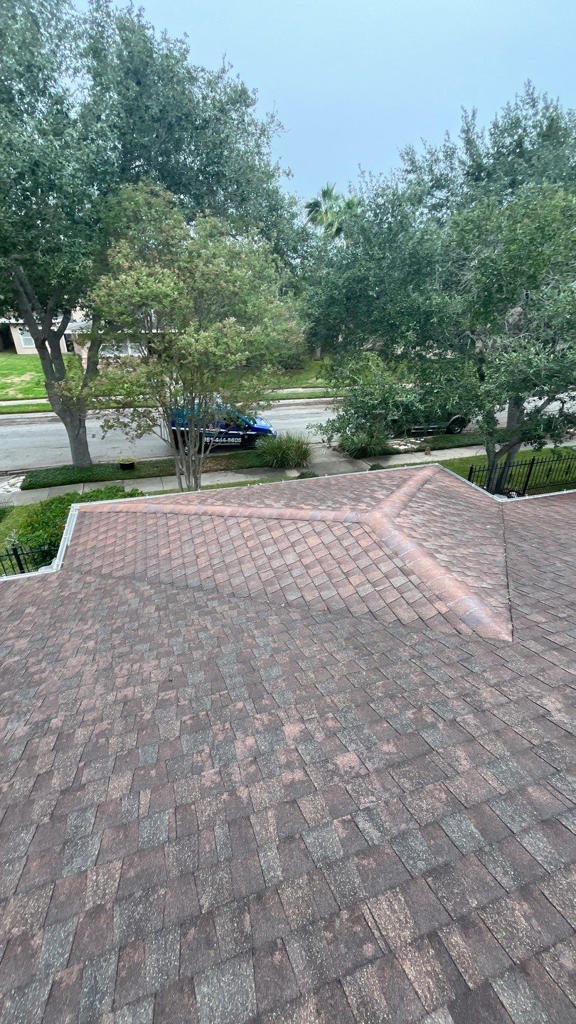 Residential Roofing Installation using Certainteed Landmark Moire Black by Galvan Roofing and Construction
